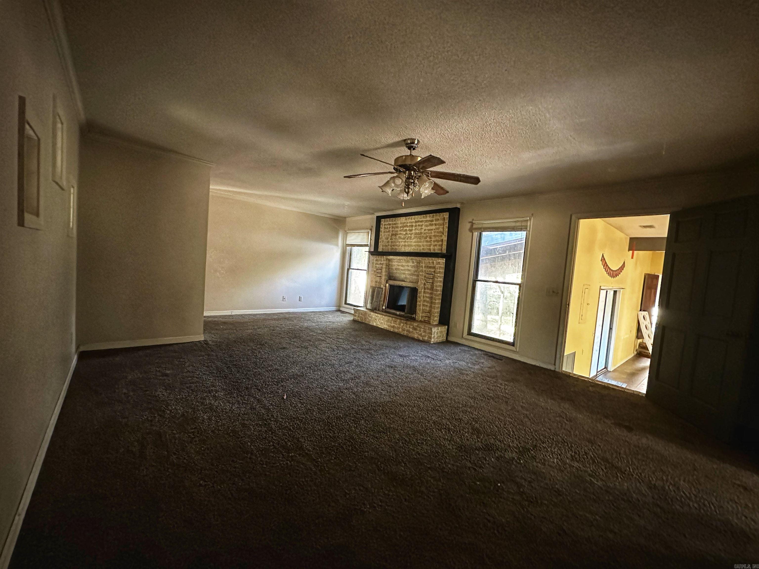 BRYANT WOODLAND HGTS - Residential