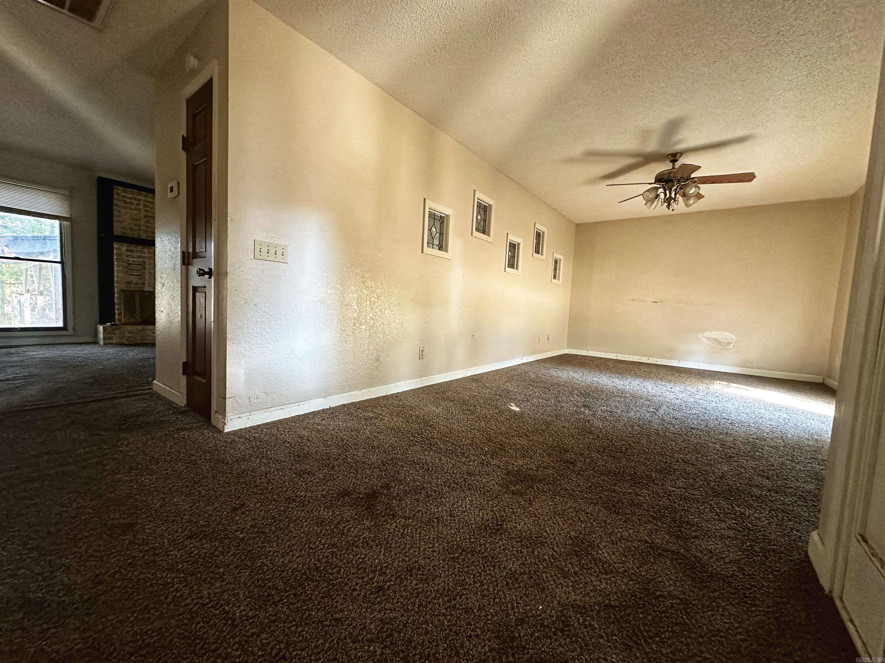 BRYANT WOODLAND HGTS - Residential