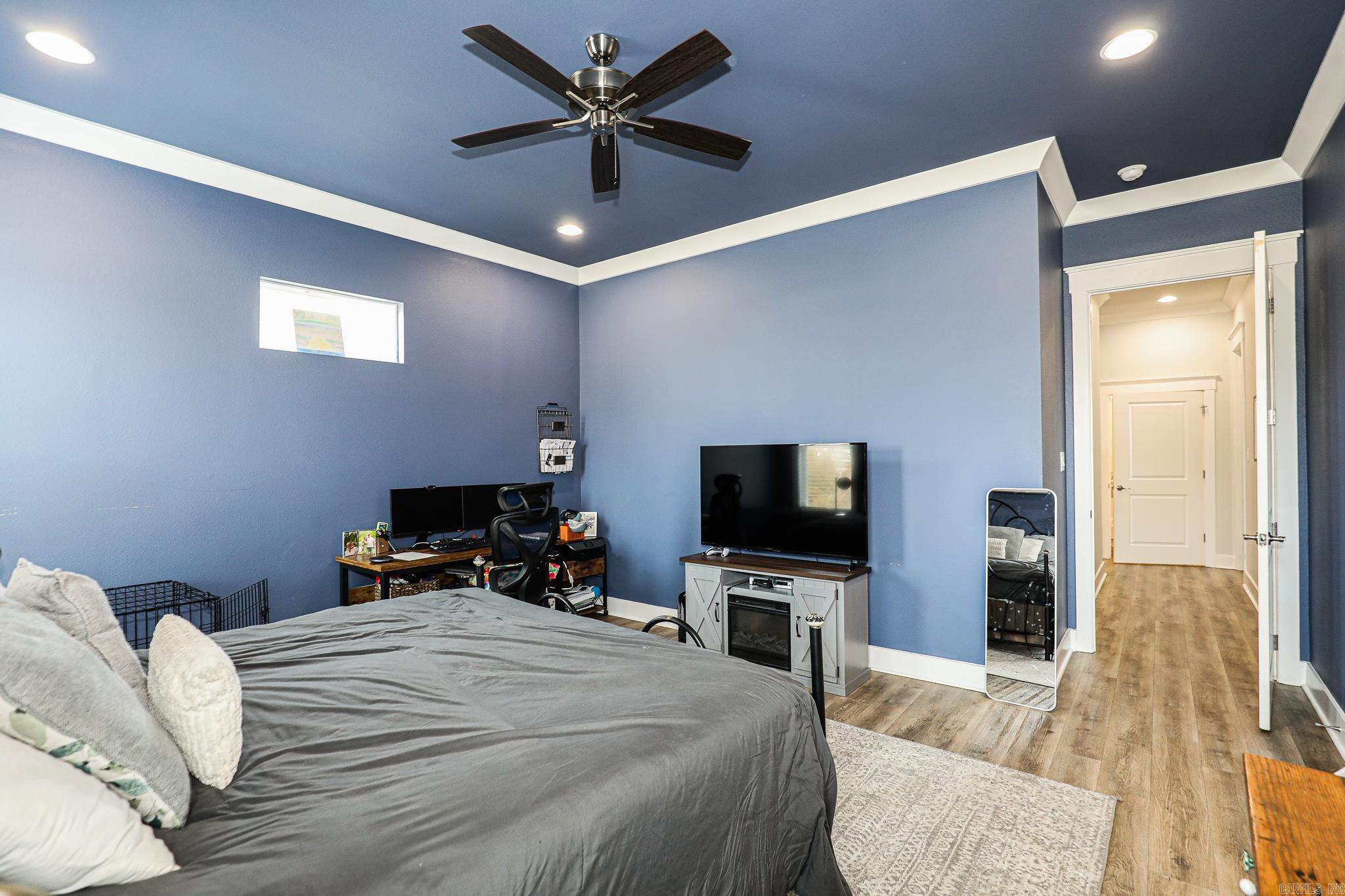 OLDE SALEM TOWNSHIP - Residential