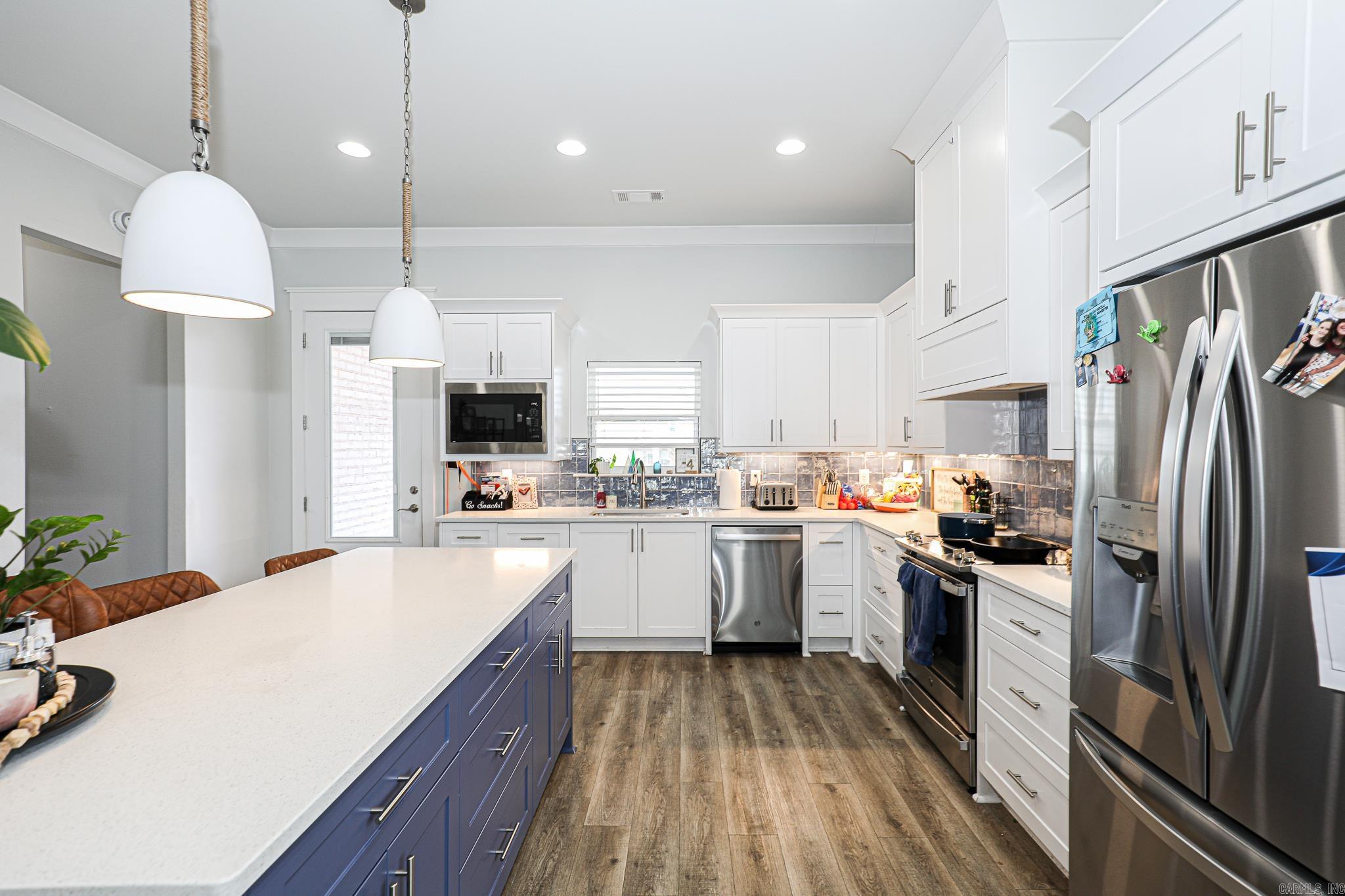 OLDE SALEM TOWNSHIP - Residential