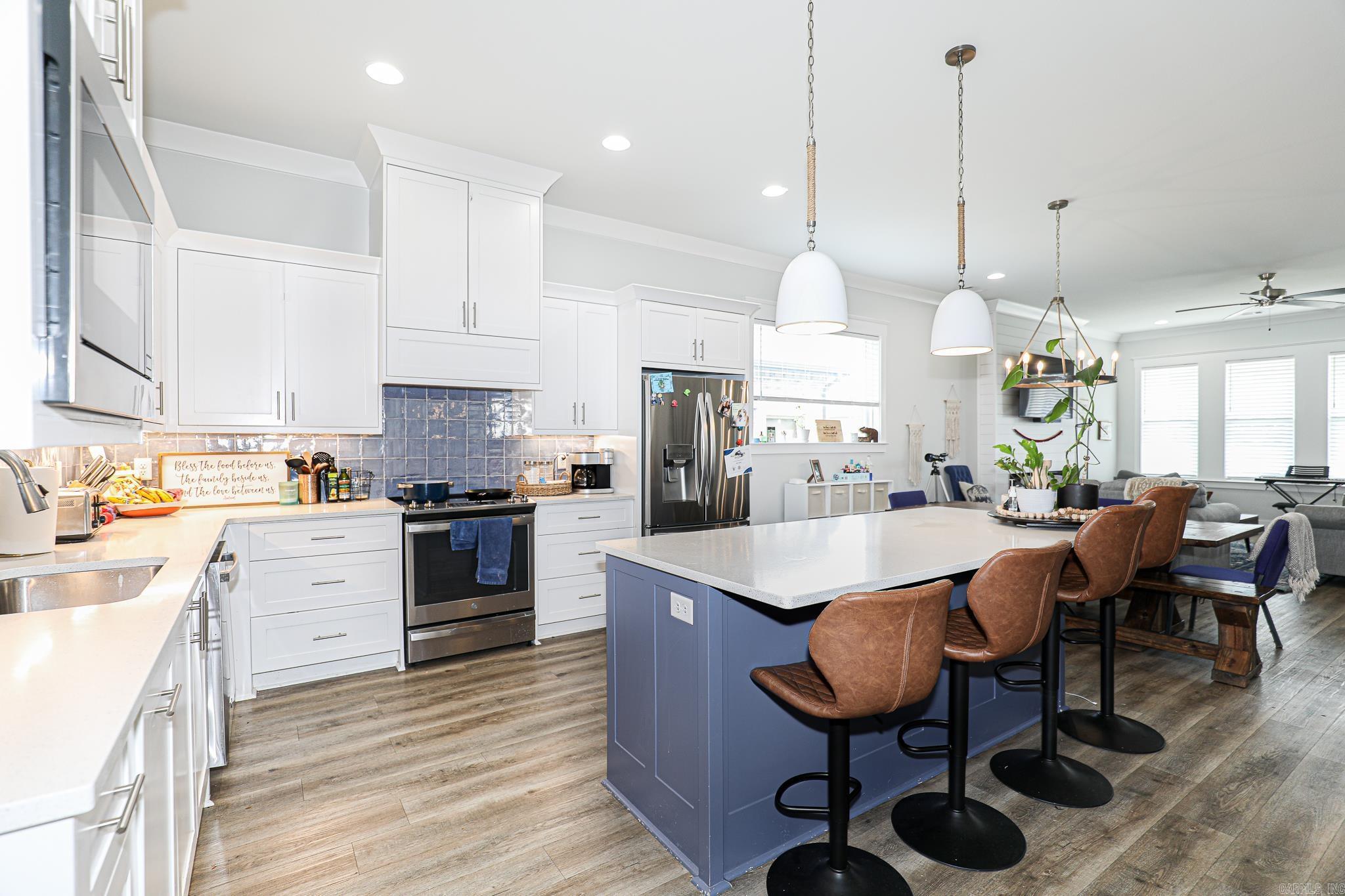 OLDE SALEM TOWNSHIP - Residential