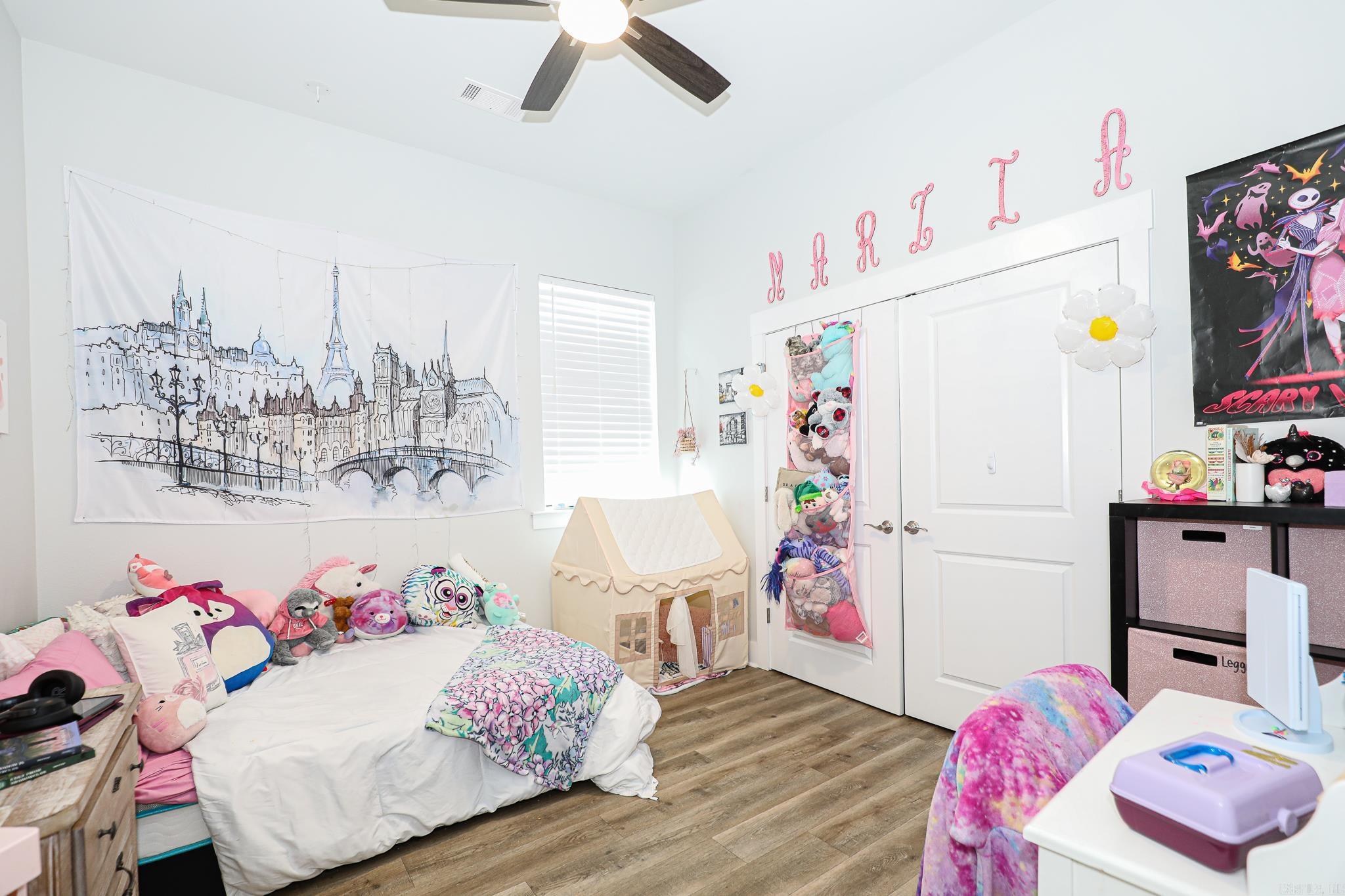 OLDE SALEM TOWNSHIP - Residential
