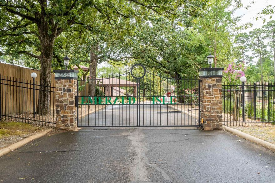 This Condo on the Lake has it All, Open Floor Plan with 2B/2B, Great Lake Views, 1st Floor Unit Fully Furnished. Amenities Include: Beautiful Pool & Hot Tub, Fire Pit & Private Beach, Enclosed Pickleball, Basketball & Sand Volleyball Courts. Outdoor Grilling in Multiple Picnic Areas. Marina & Private Boat Launch. Located 7-Minutes from Oaklawn Racetrack & Casino, Downtown, Shopping & Fine Dining. Short Term Rentals Allowed.