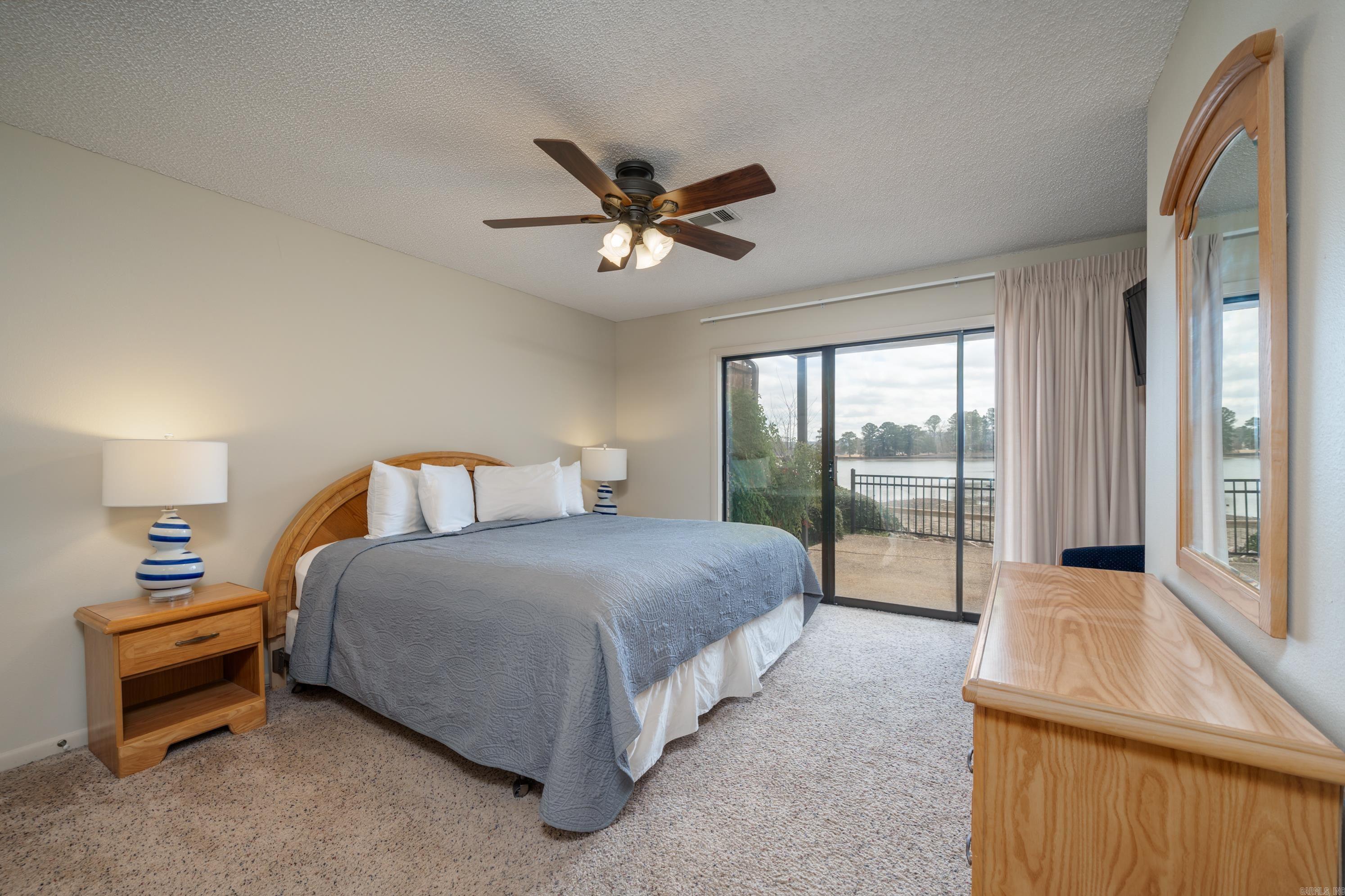 EMERALD ISLE HPR - Residential