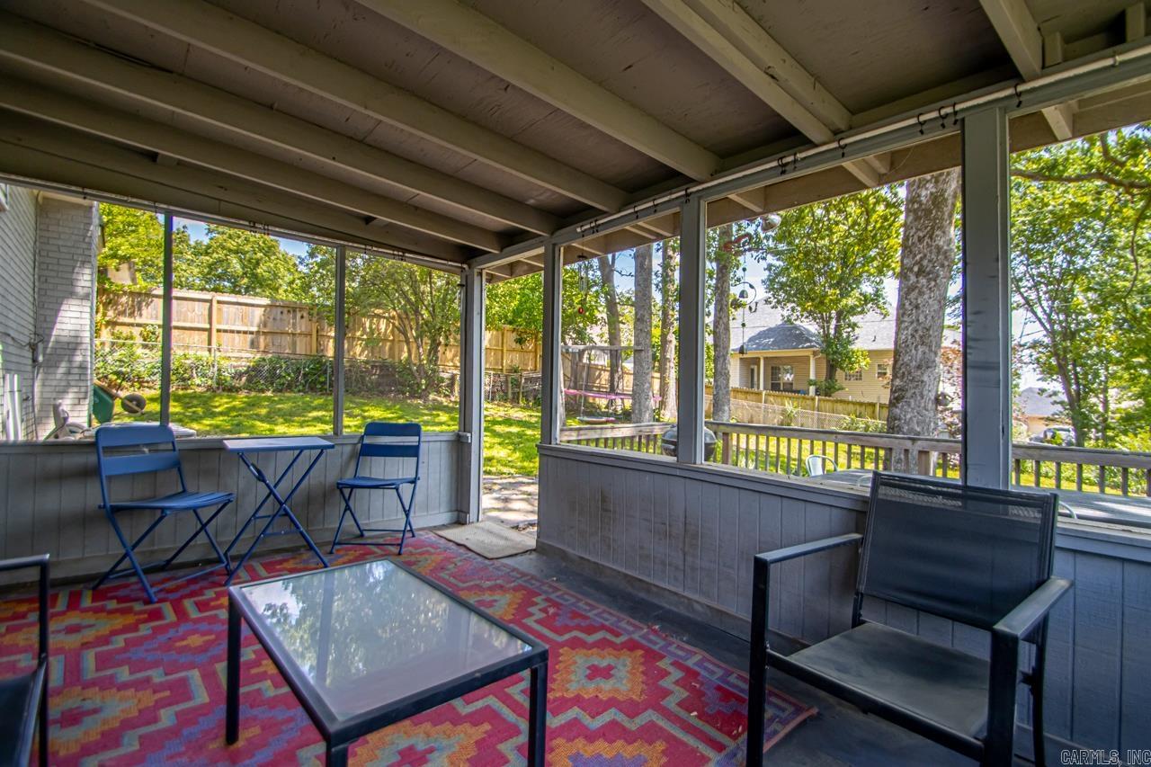 MARYLAND MANOR - Residential