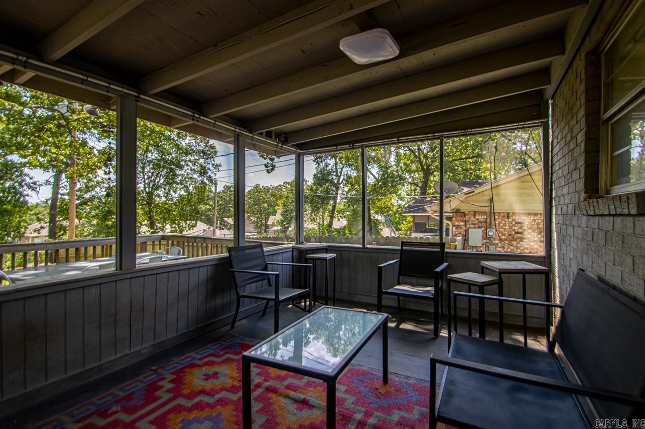 MARYLAND MANOR - Residential