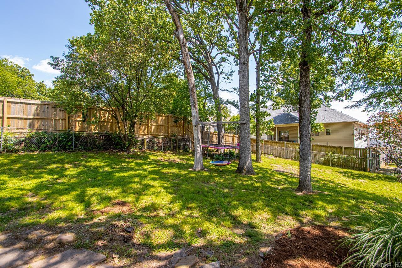 MARYLAND MANOR - Residential