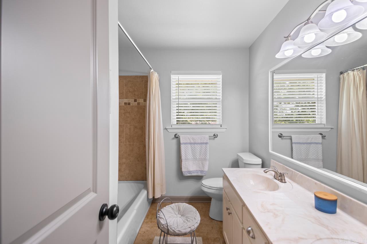 MARYLAND MANOR - Residential