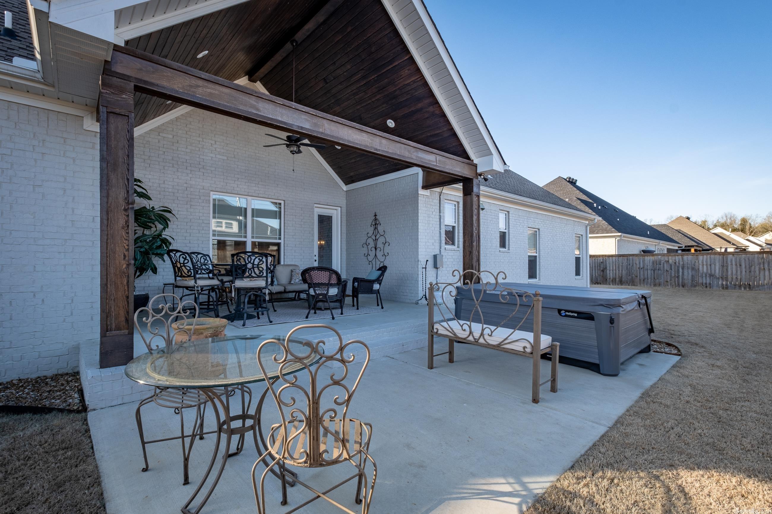 WINTERBROOK - Residential