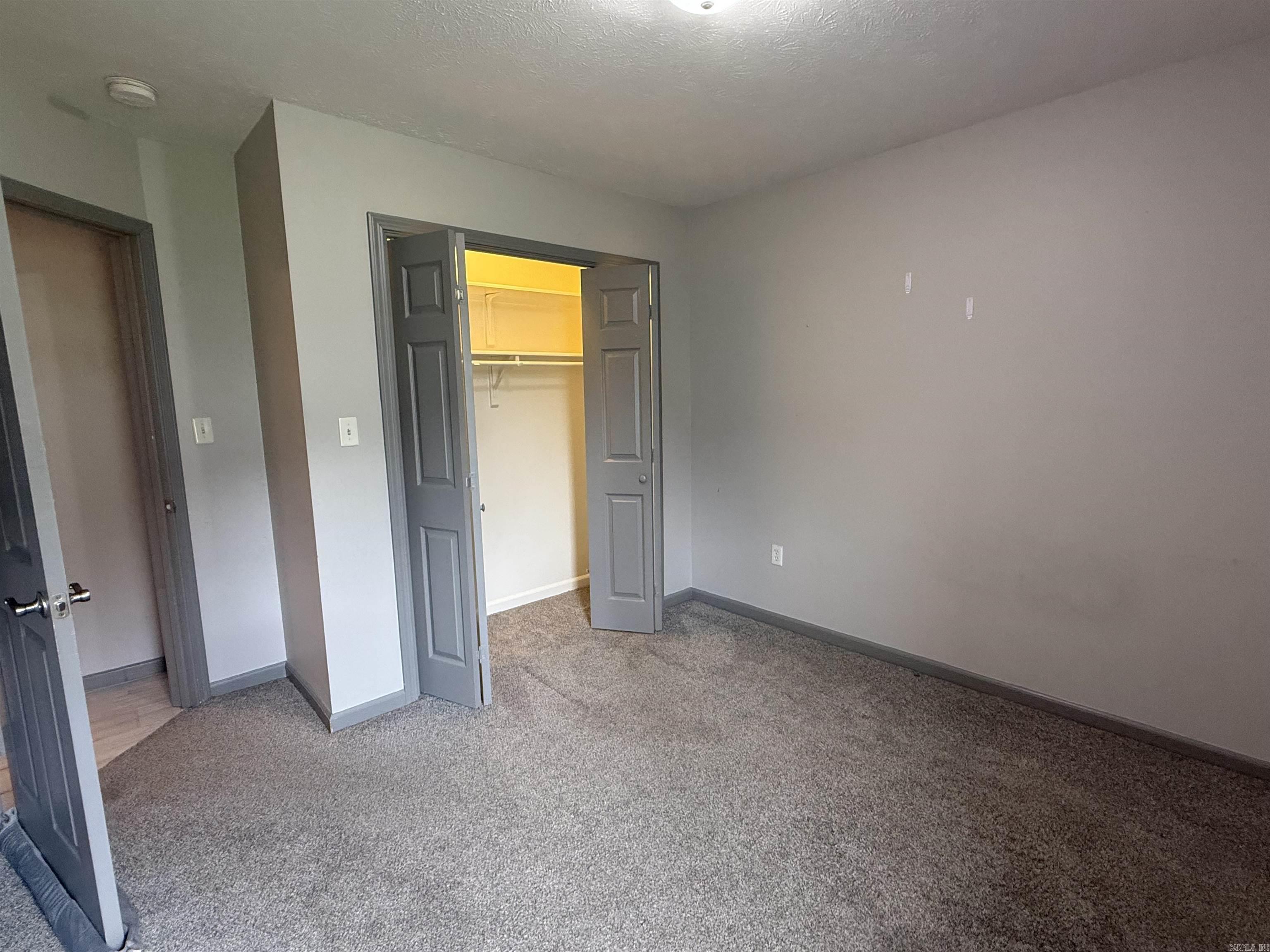 VALLEY ELMS S/D - Residential