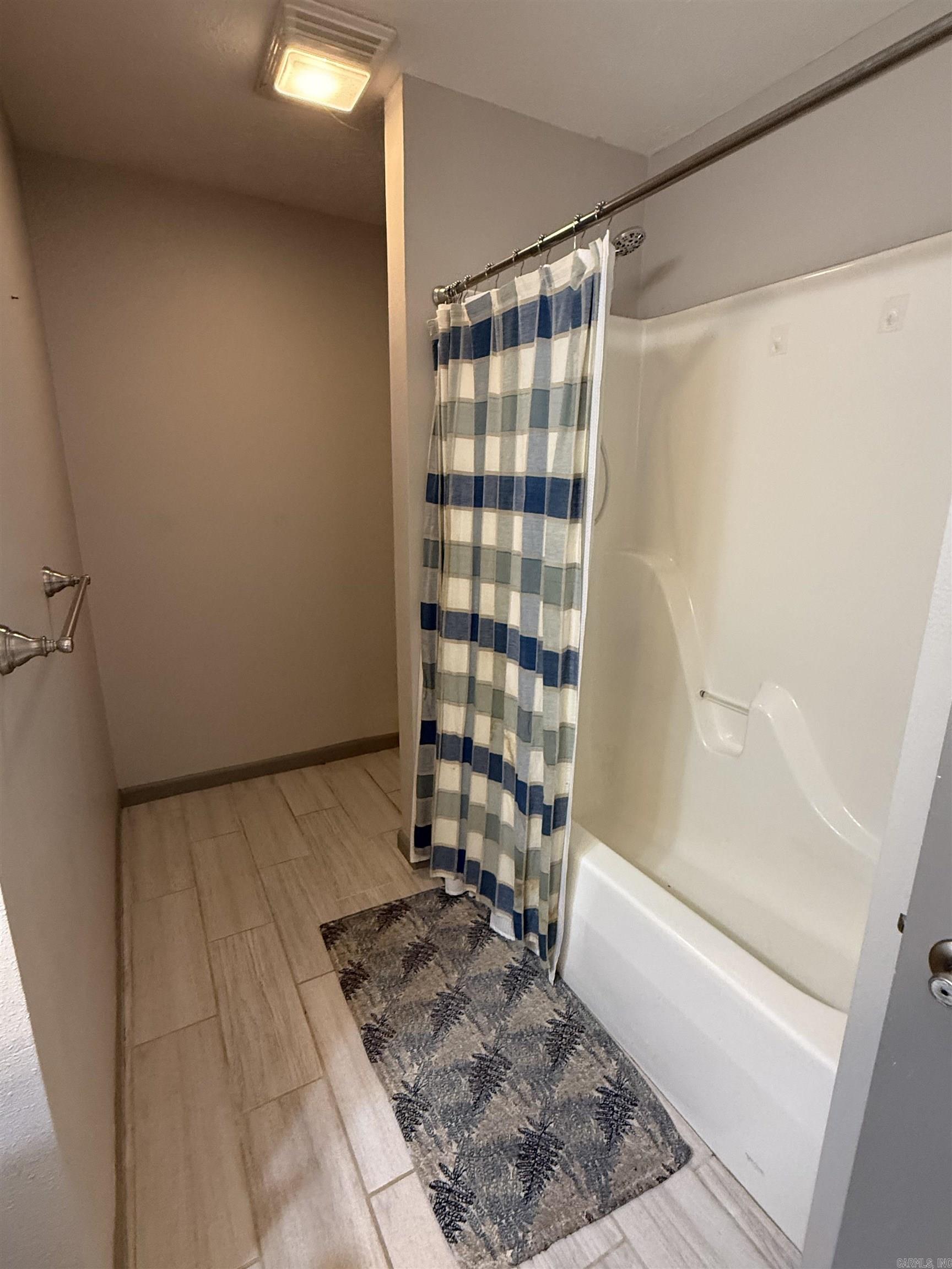 VALLEY ELMS S/D - Residential