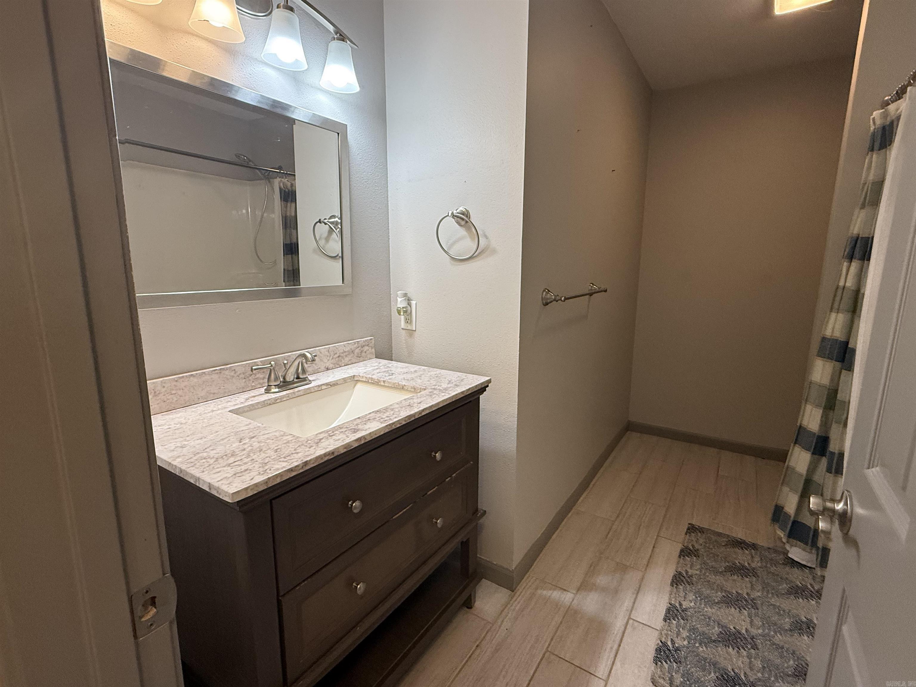 VALLEY ELMS S/D - Residential