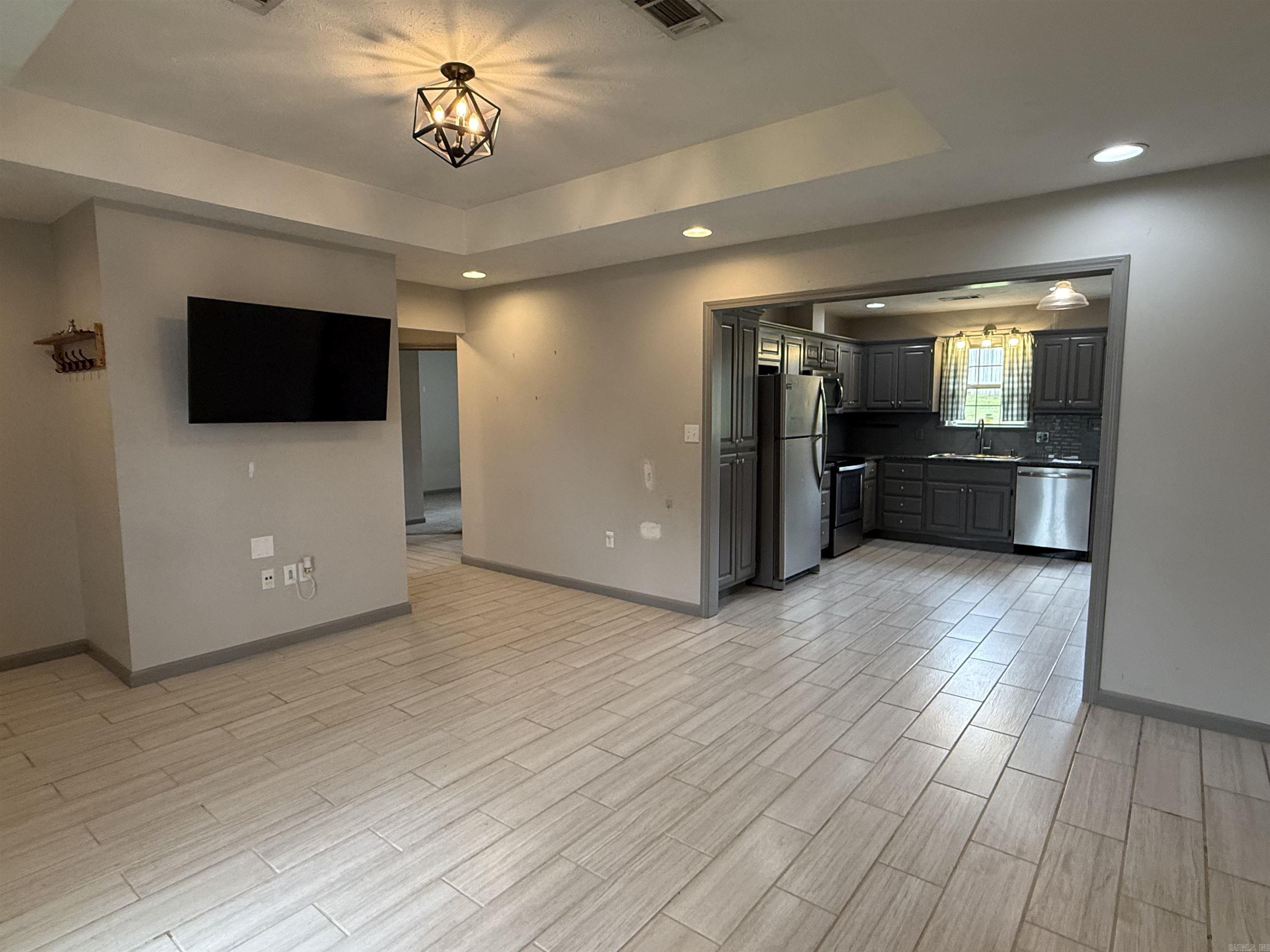 VALLEY ELMS S/D - Residential