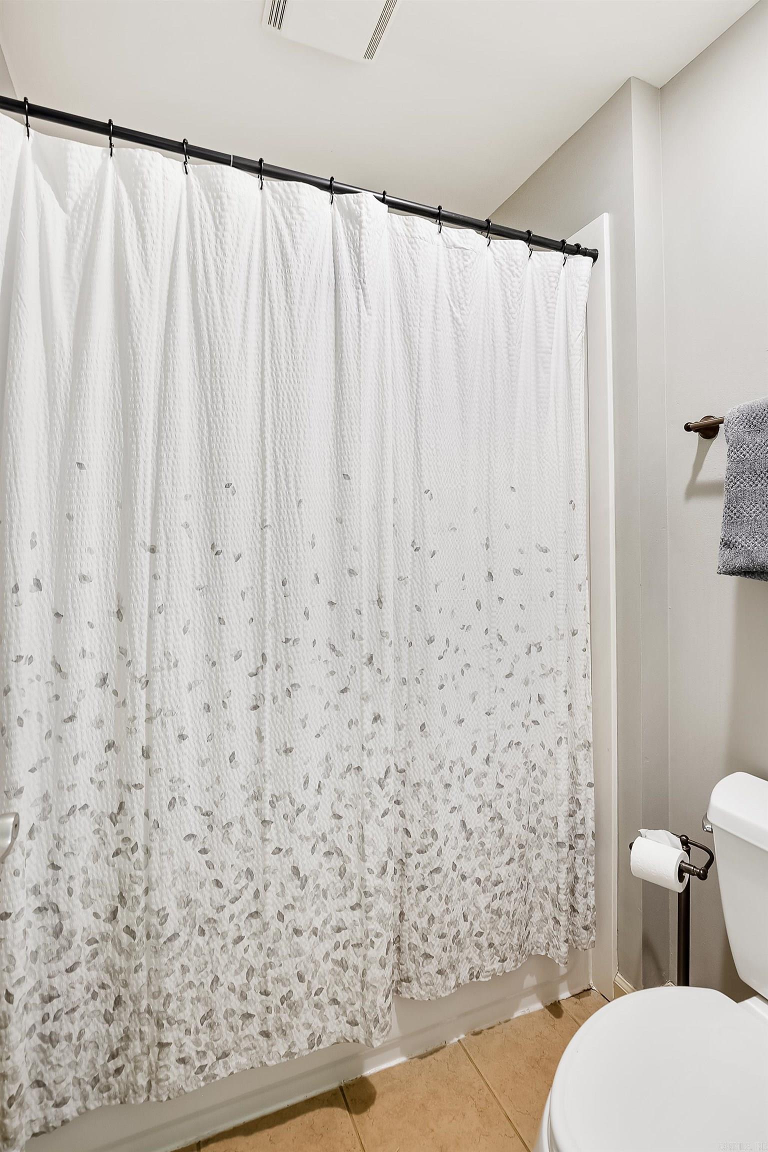 HURRICANE LAKE EST - Residential