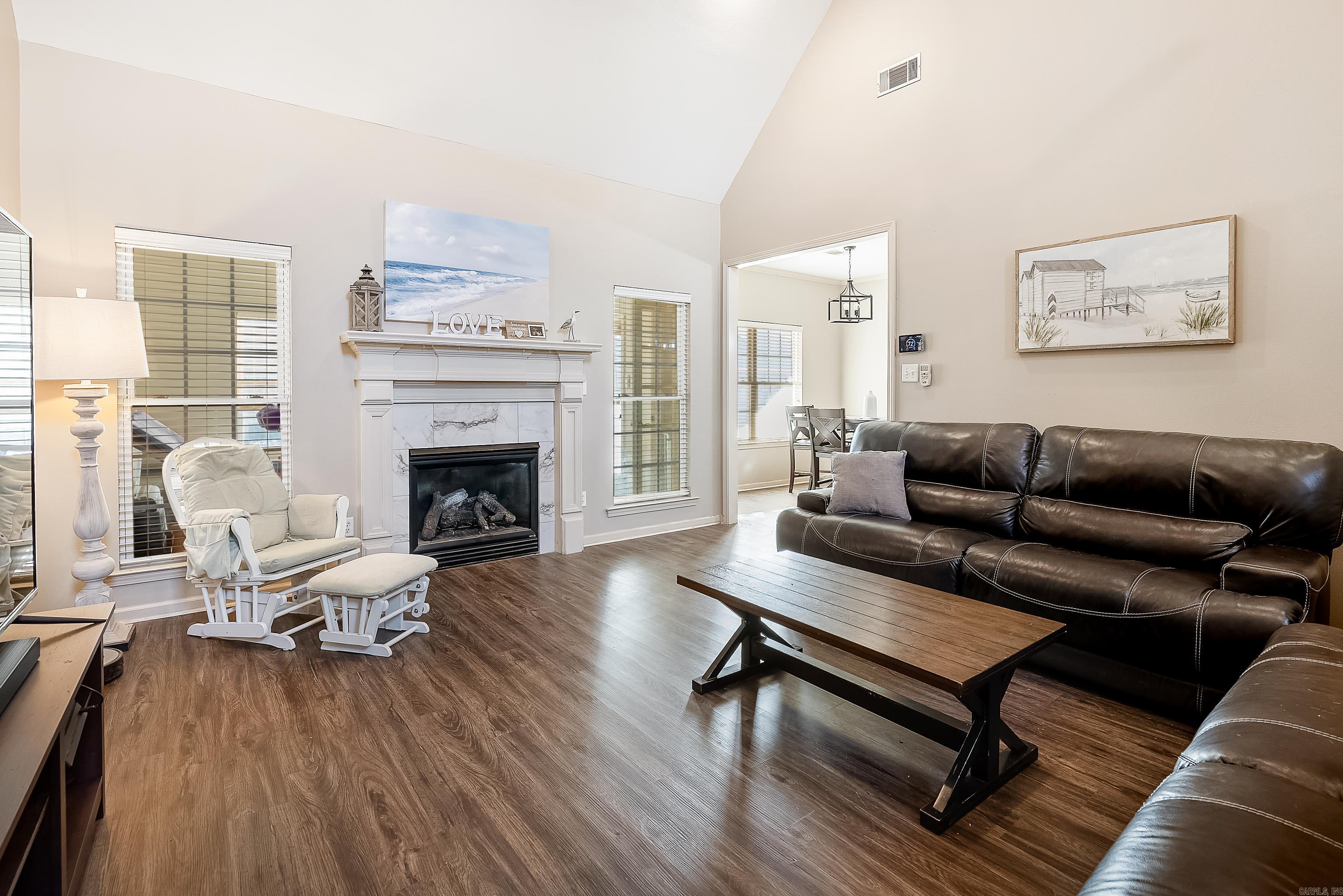 HURRICANE LAKE EST - Residential