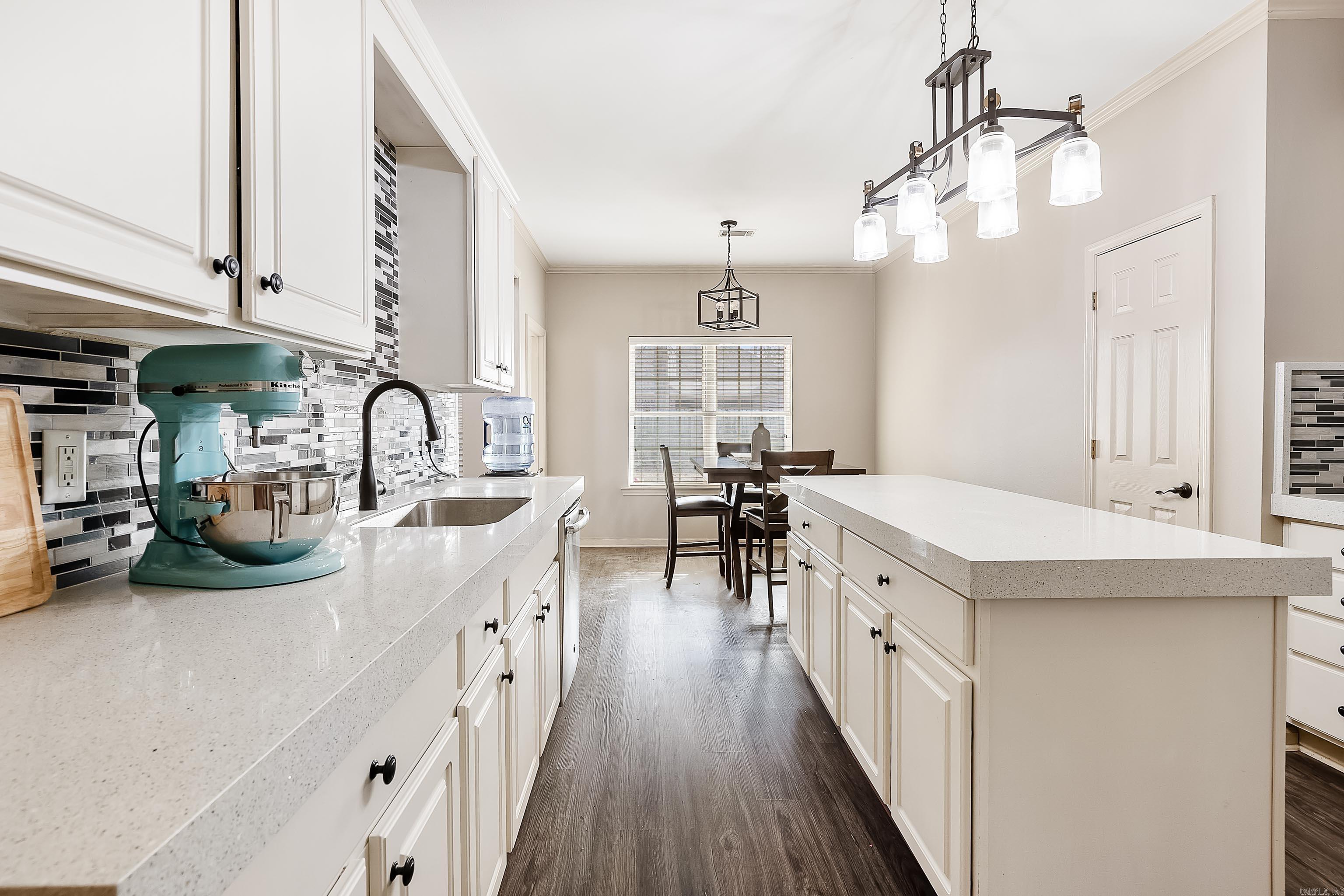 HURRICANE LAKE EST - Residential