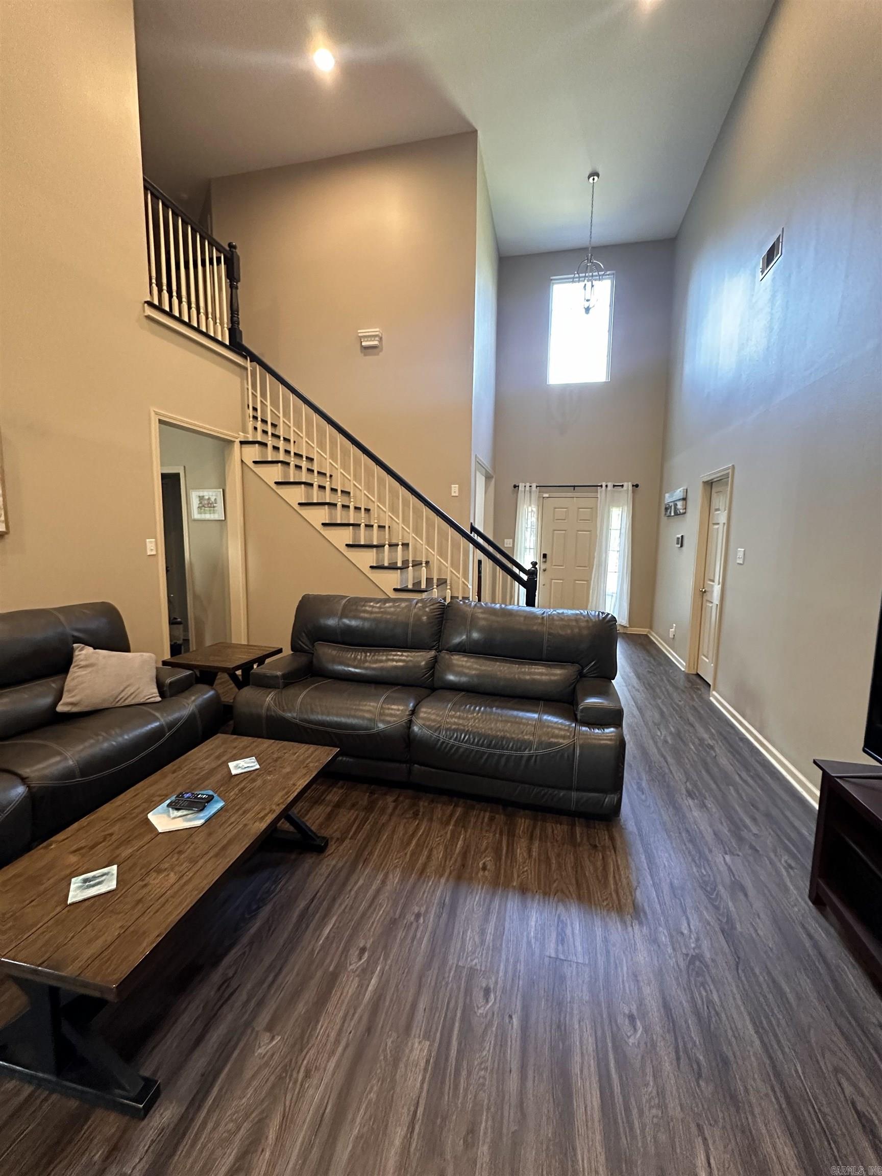 HURRICANE LAKE EST - Residential