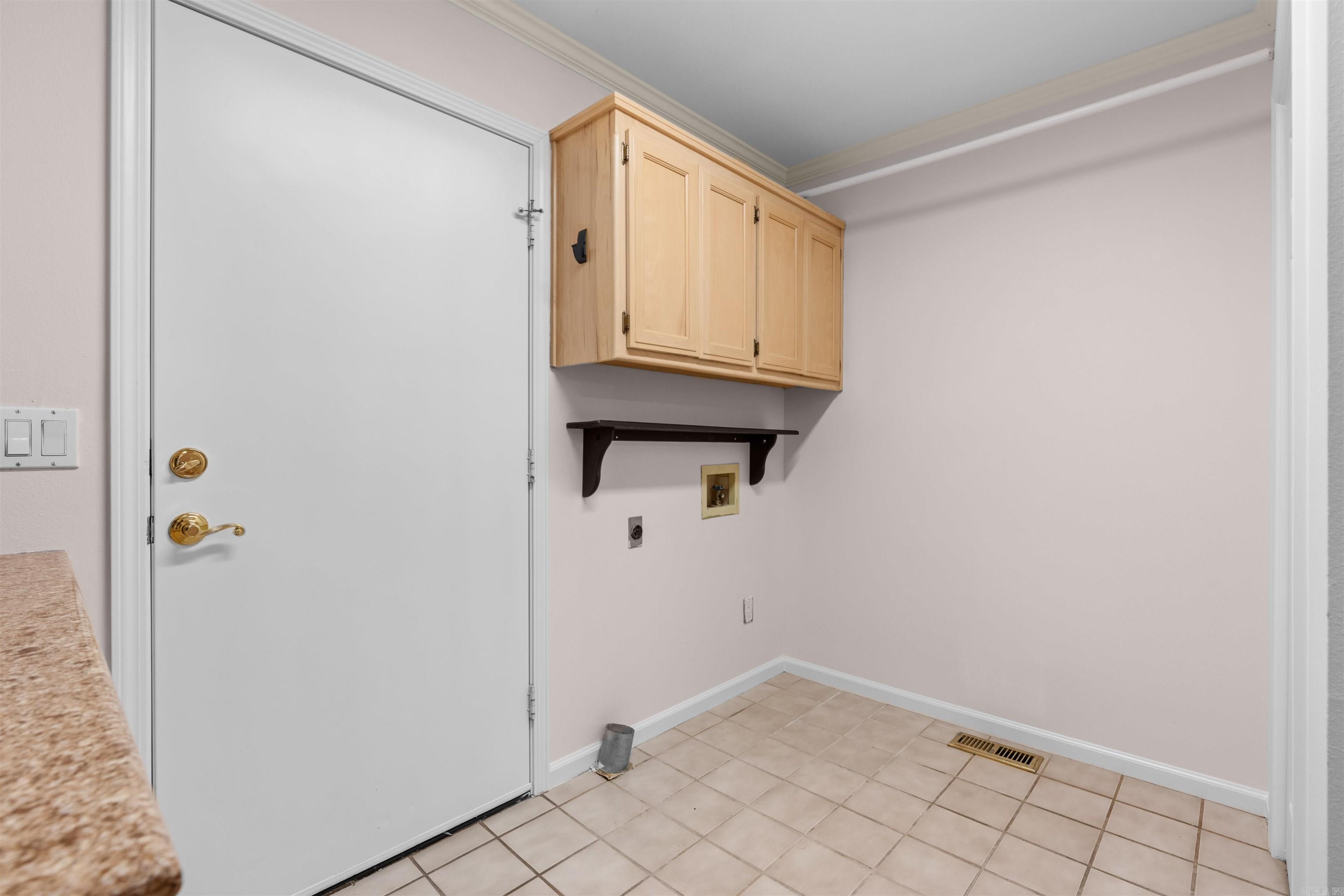 REATA - Residential