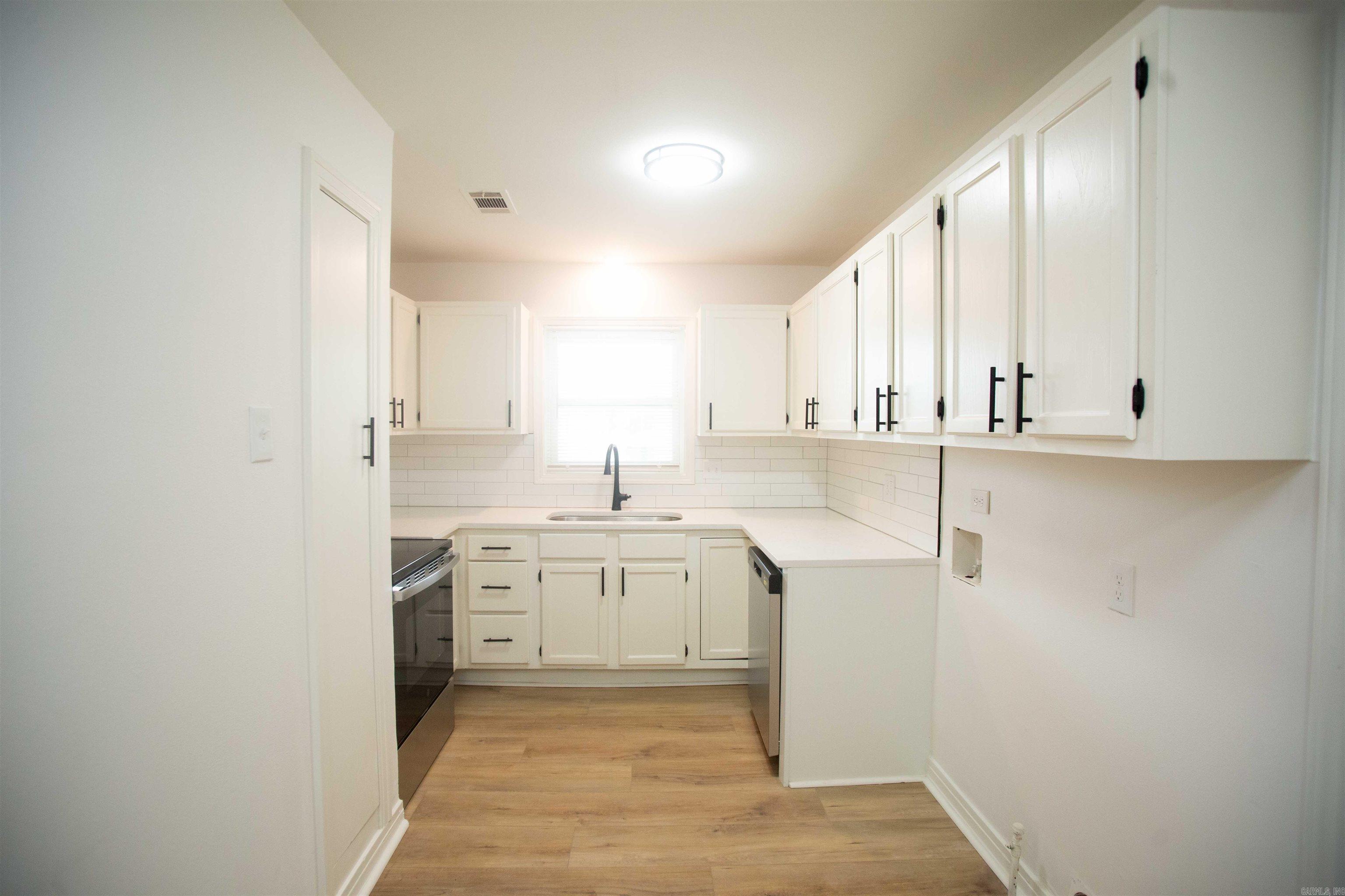 CHERRY & COX - Residential