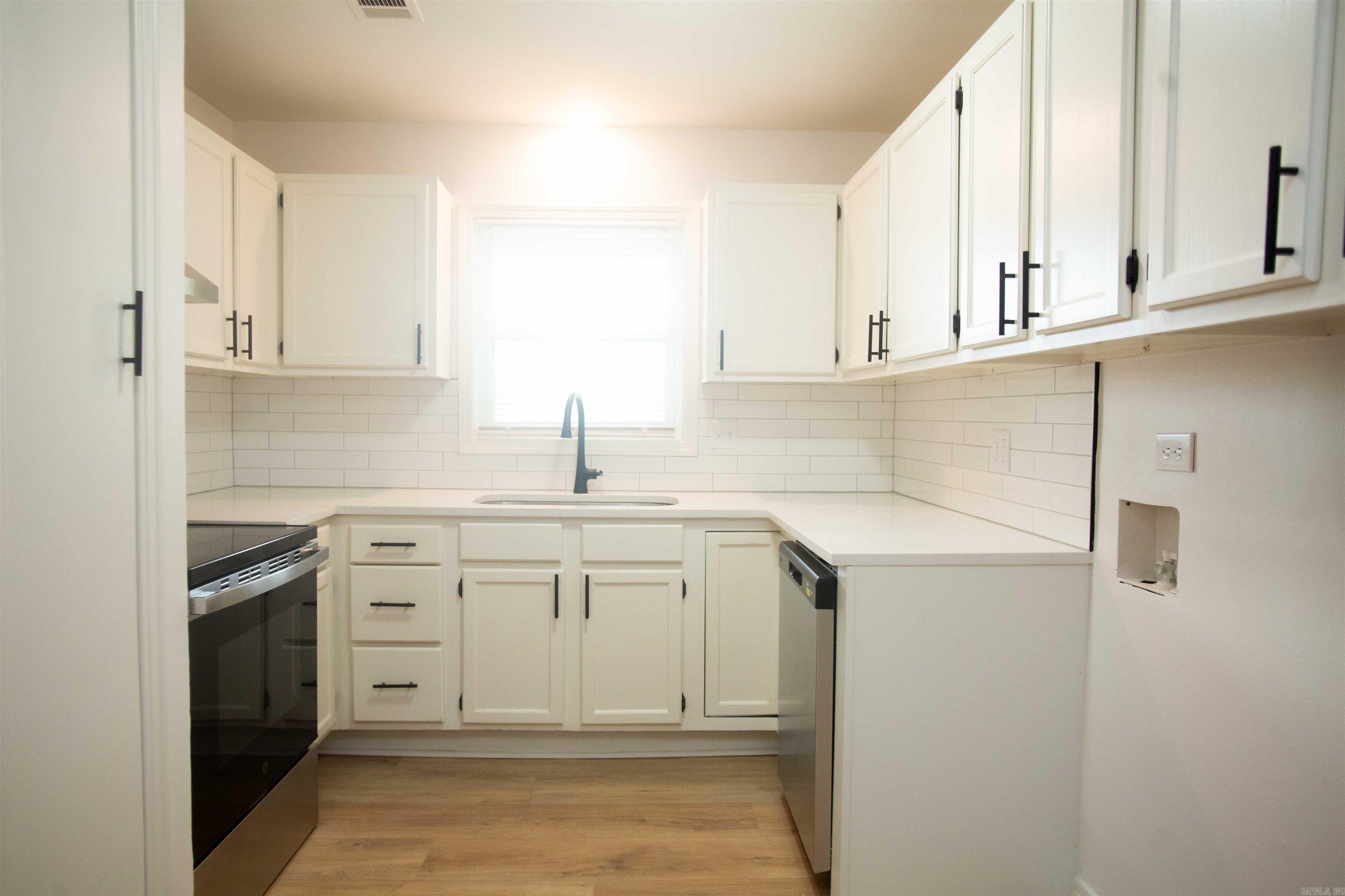 CHERRY & COX - Residential