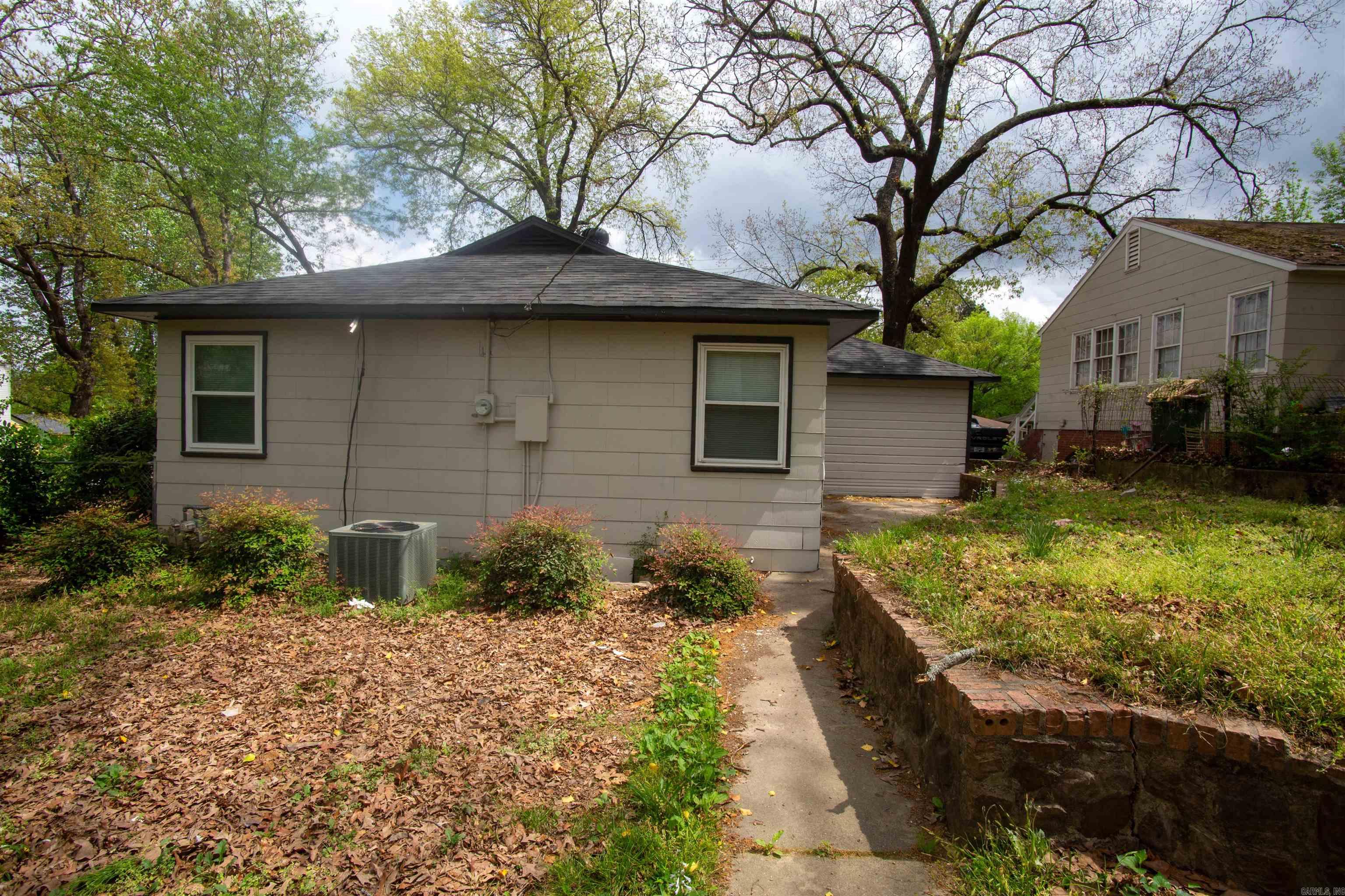 CHERRY & COX - Residential