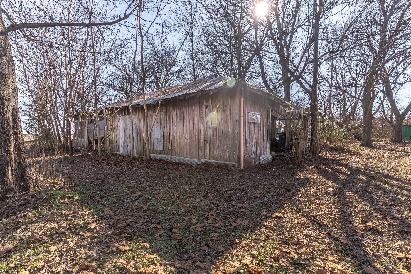 Metes & Bounds - Land