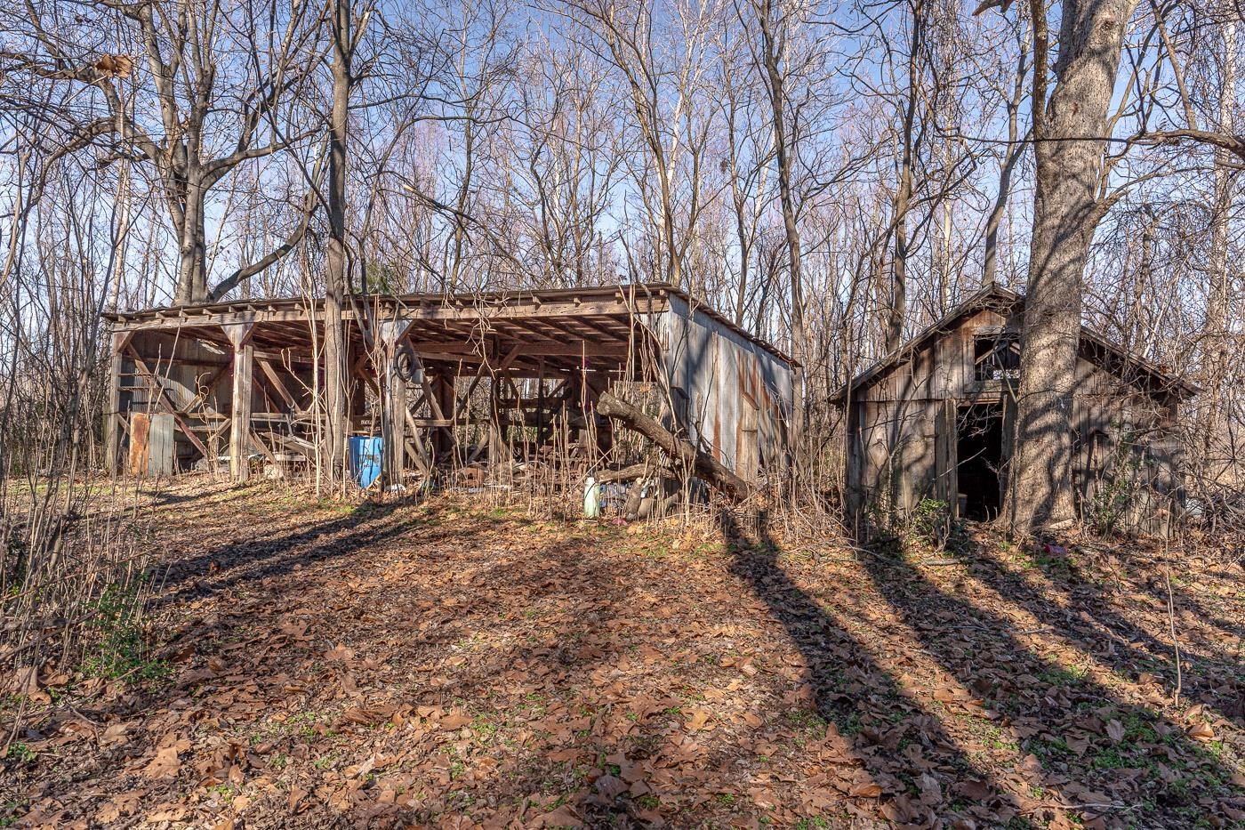 Metes & Bounds - Land