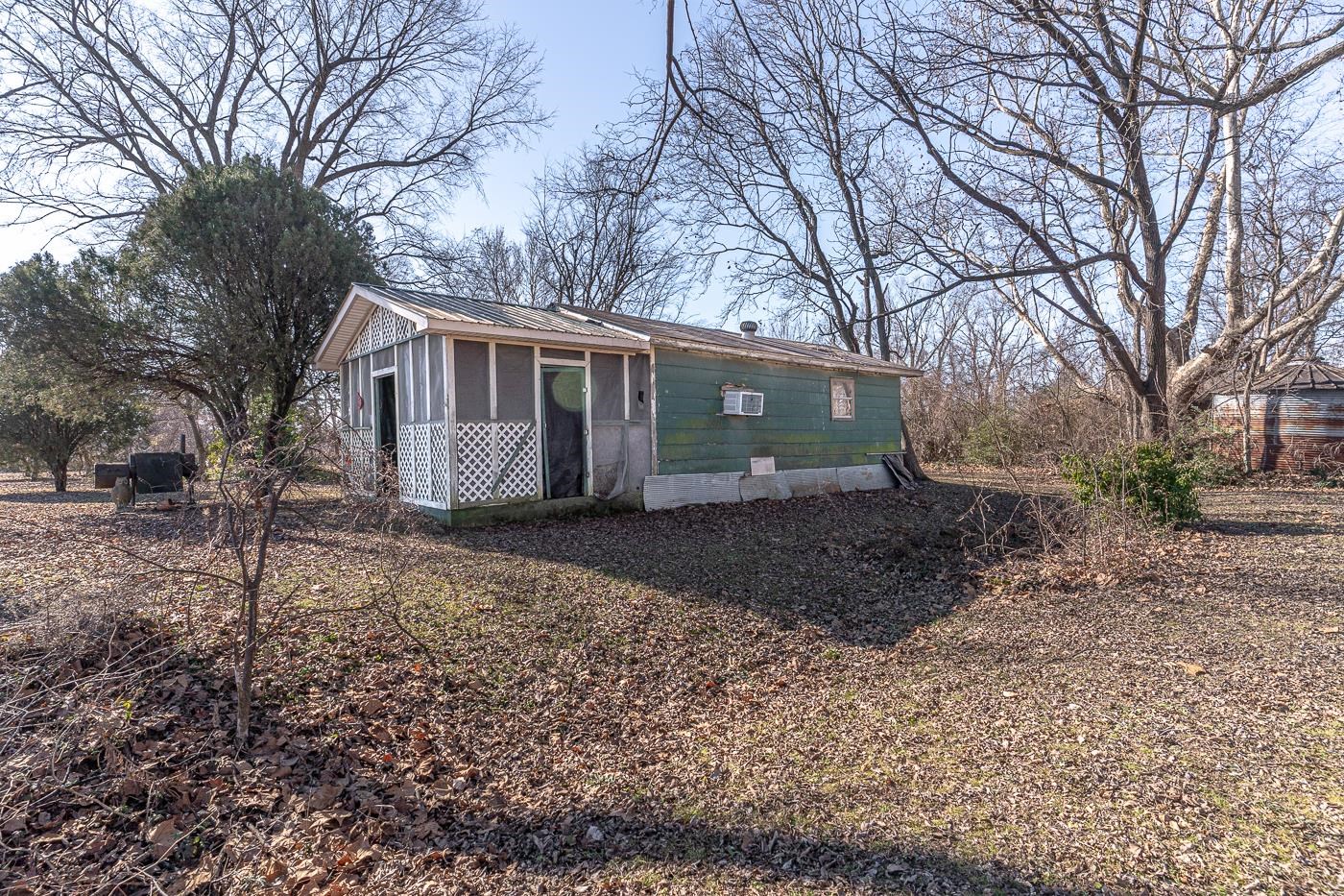 Metes & Bounds - Land