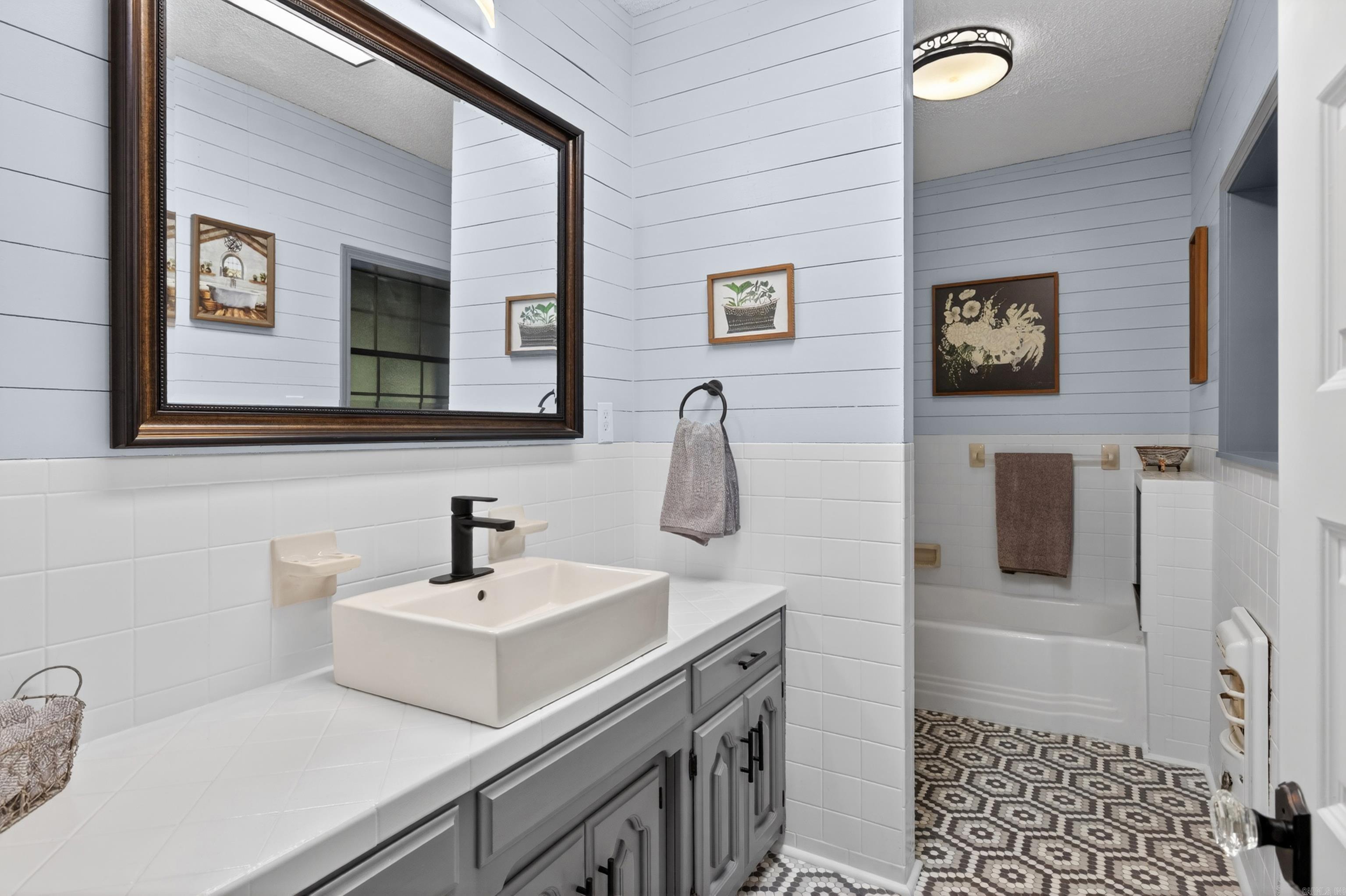 ORCHARD HILL ADDN - Residential