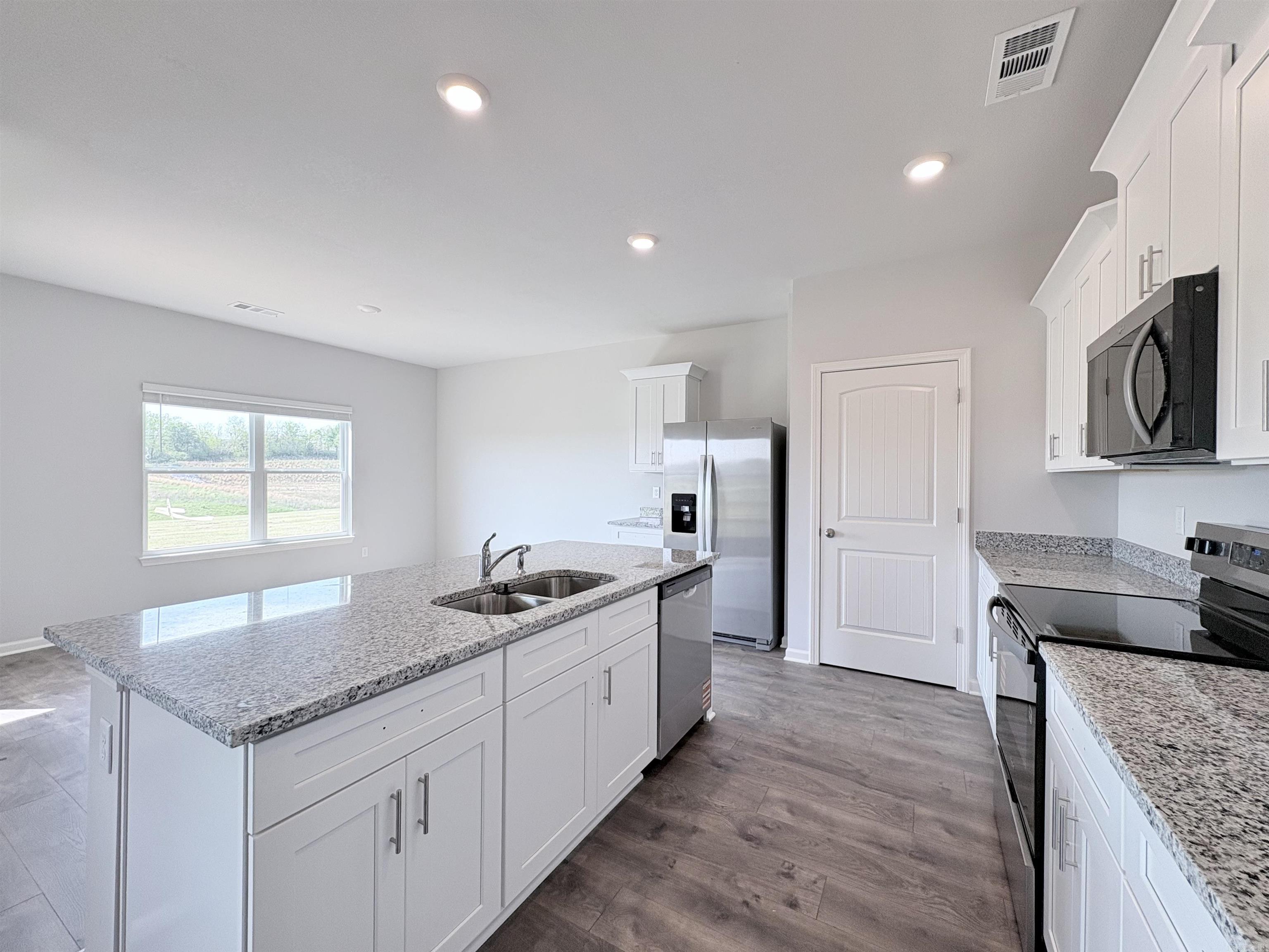 Southern Oaks - Residential