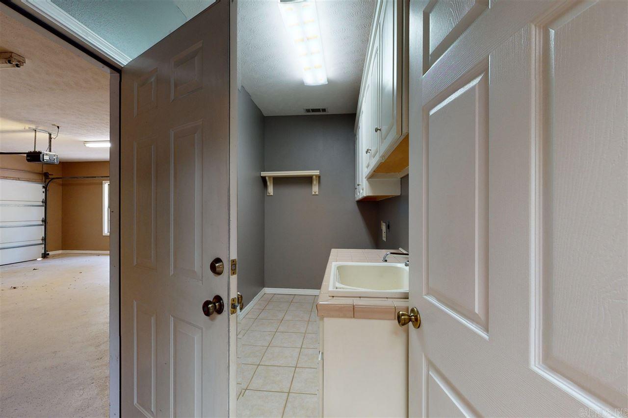 DAVIS RANCH EST - Residential