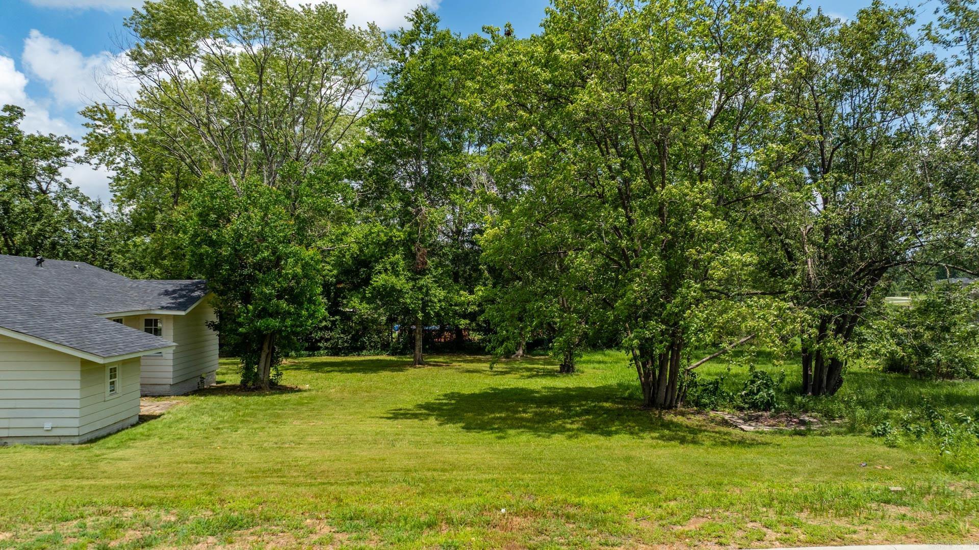 TRAMMEL - Residential