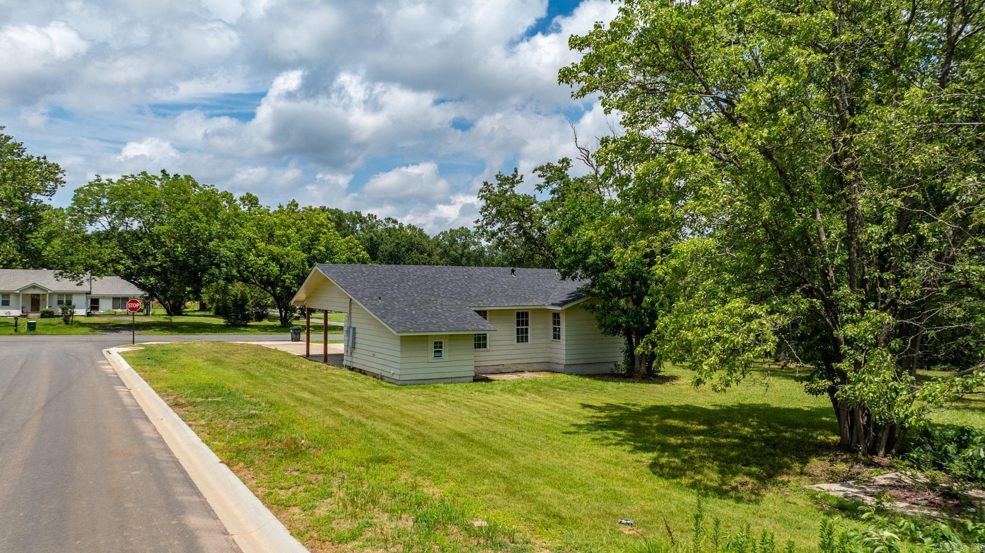 TRAMMEL - Residential