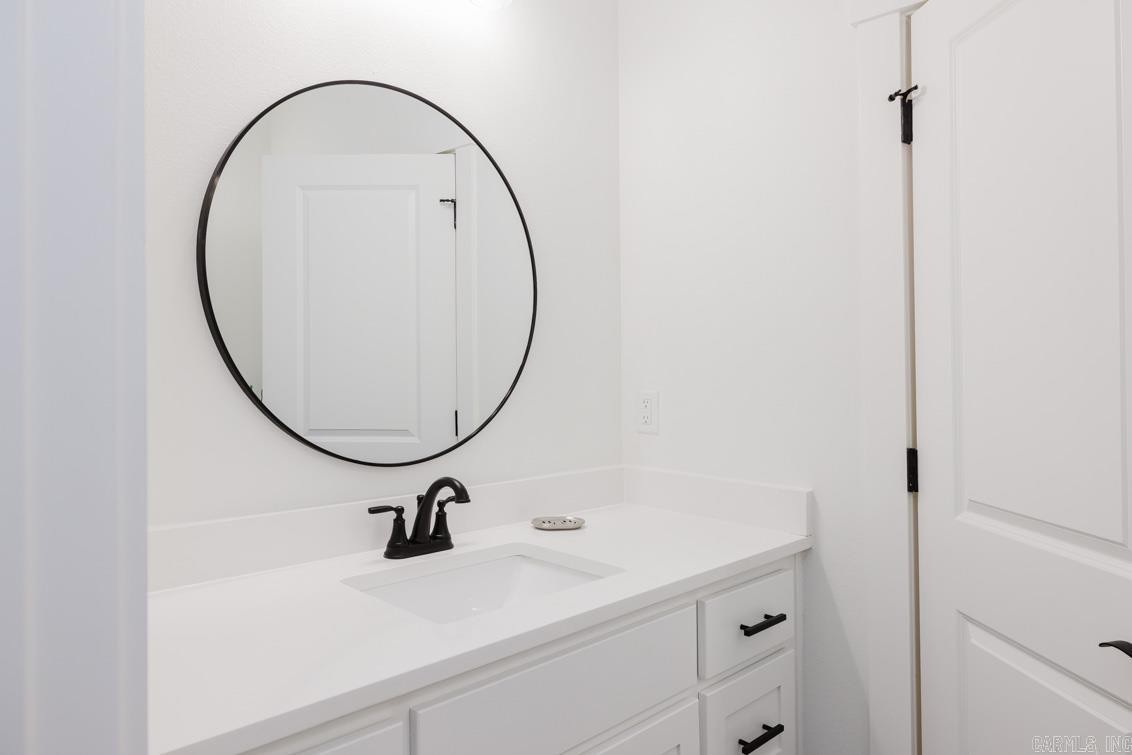 AVILLA HILLS - Residential