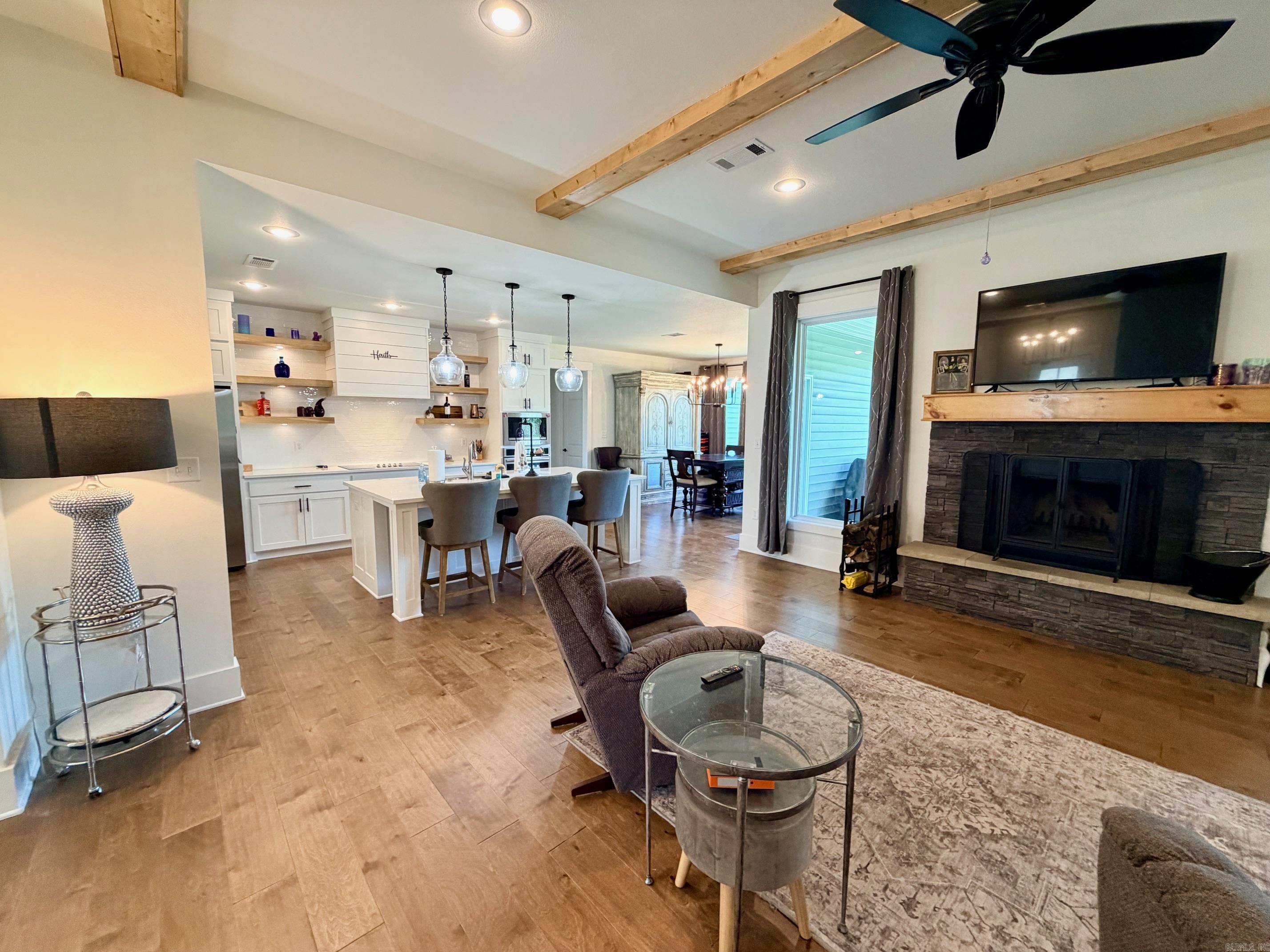 AVILLA HILLS - Residential