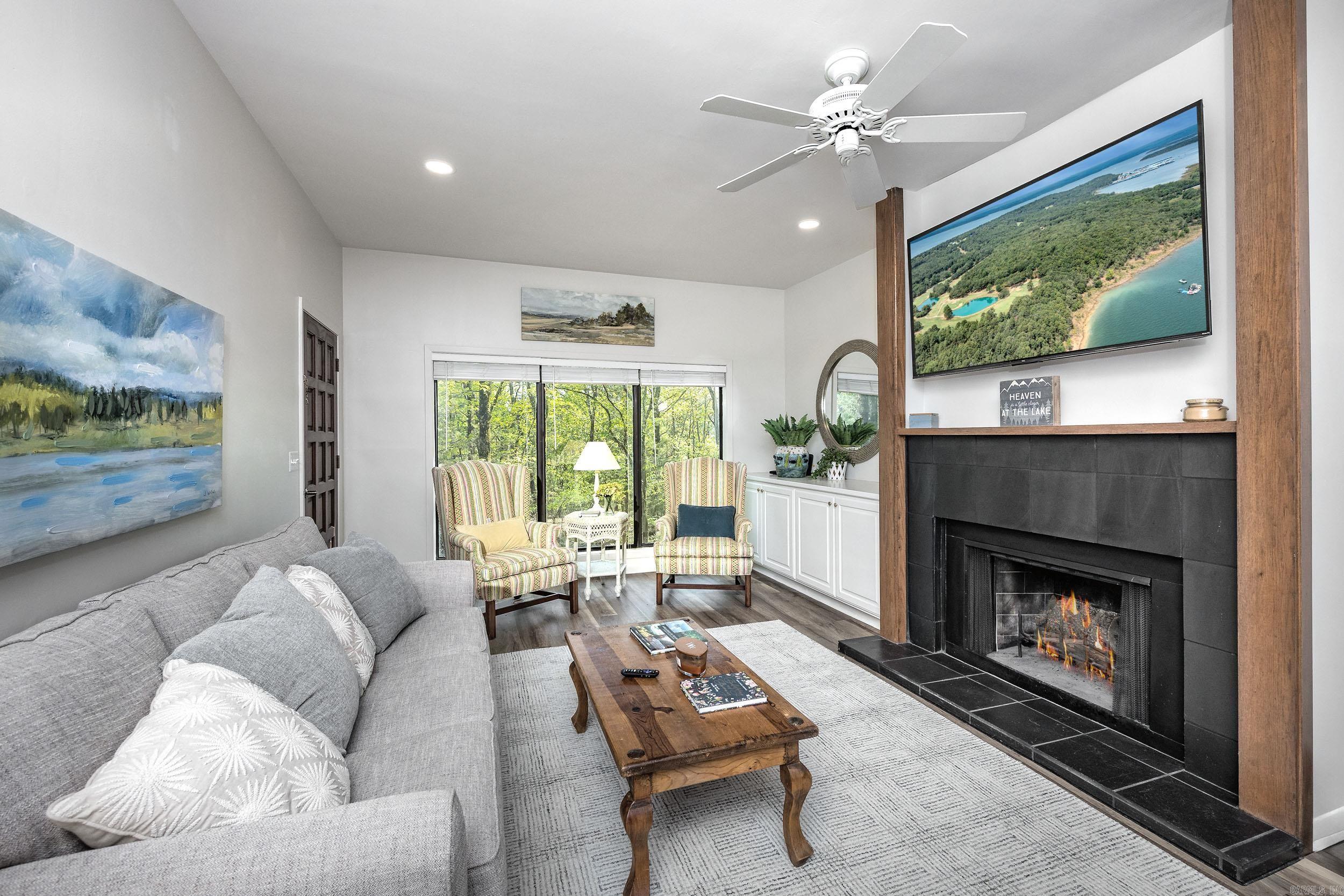 Eden Isle - Residential