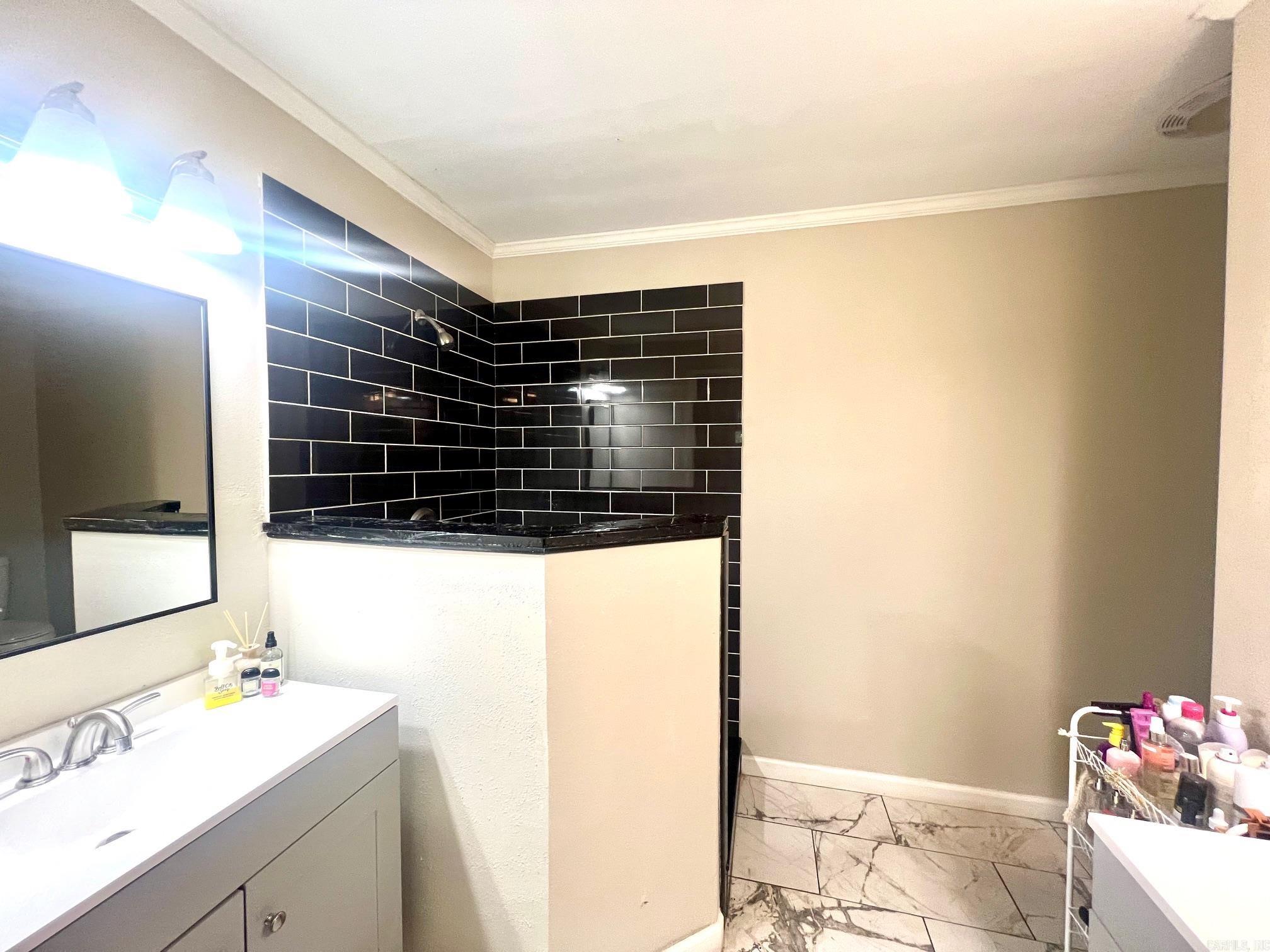 PEAKES ADDN - Residential