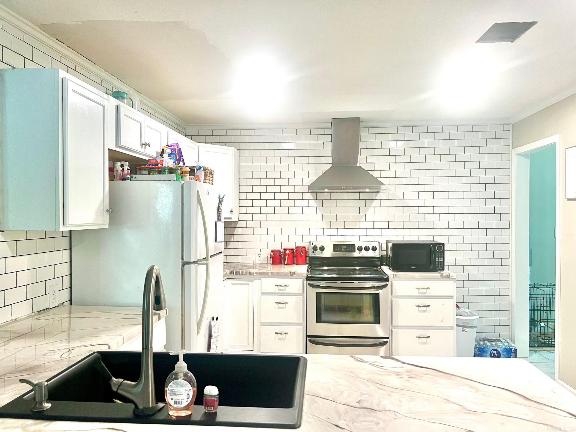 PEAKES ADDN - Residential