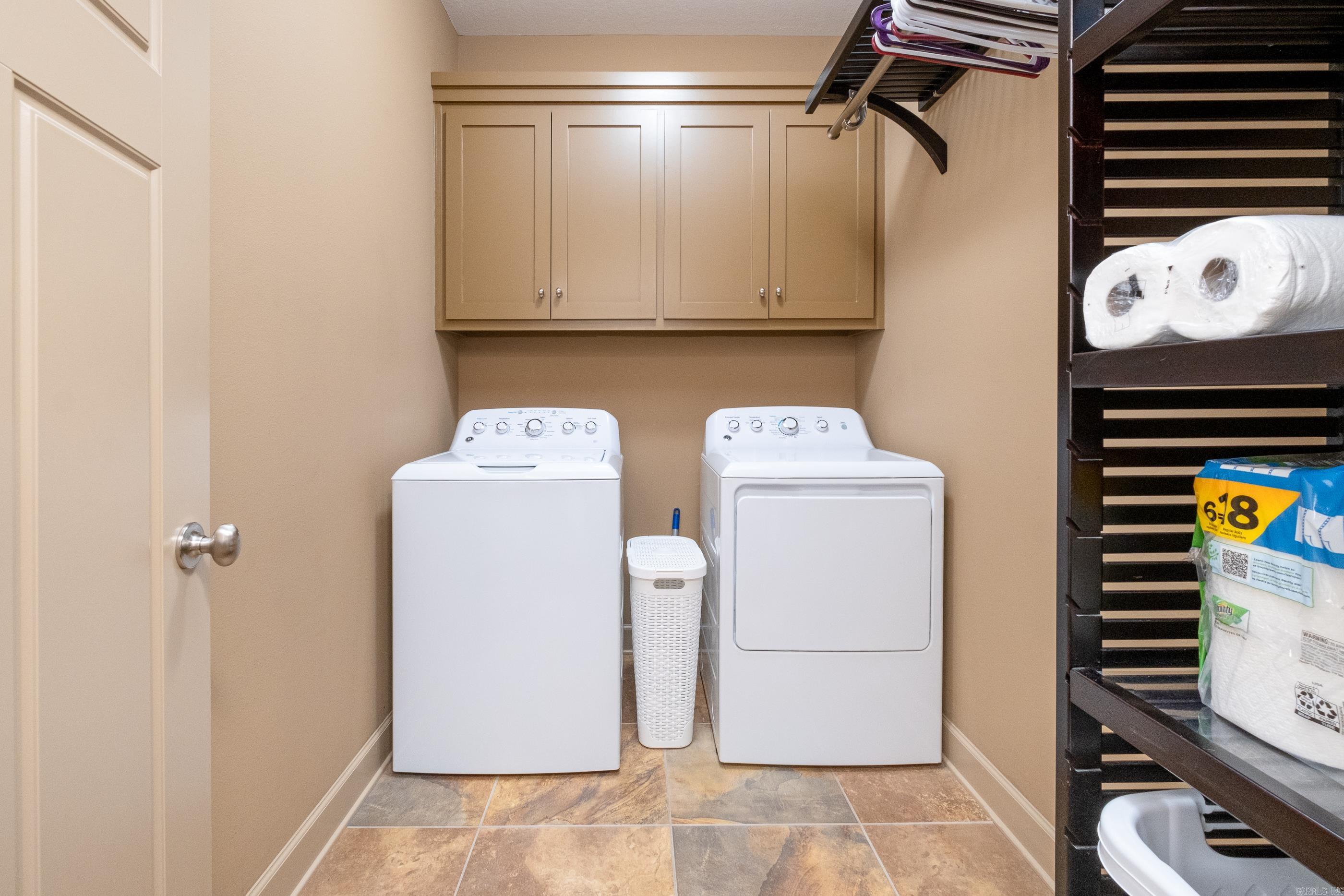 CHAPEL CREEK - Residential