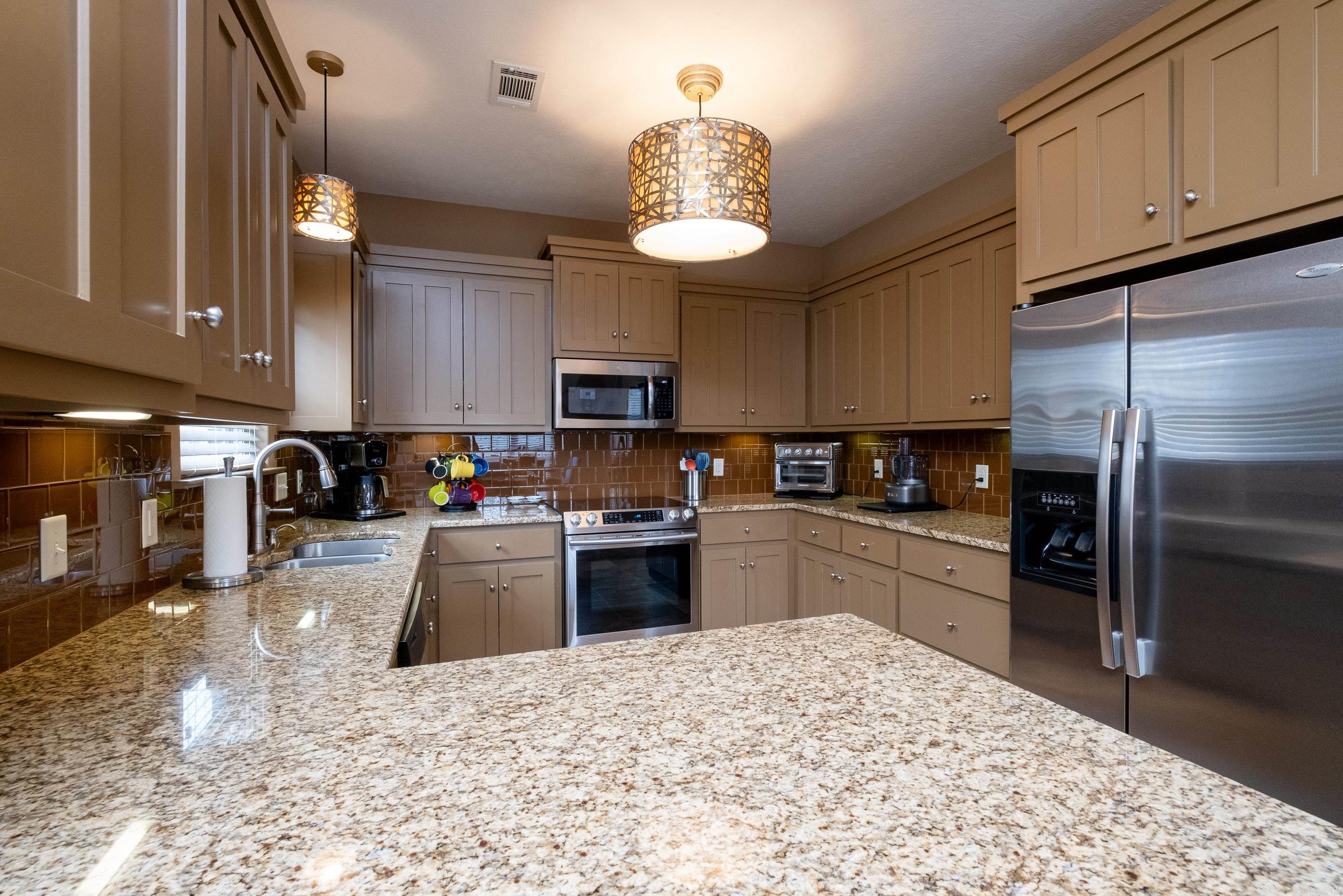 CHAPEL CREEK - Residential