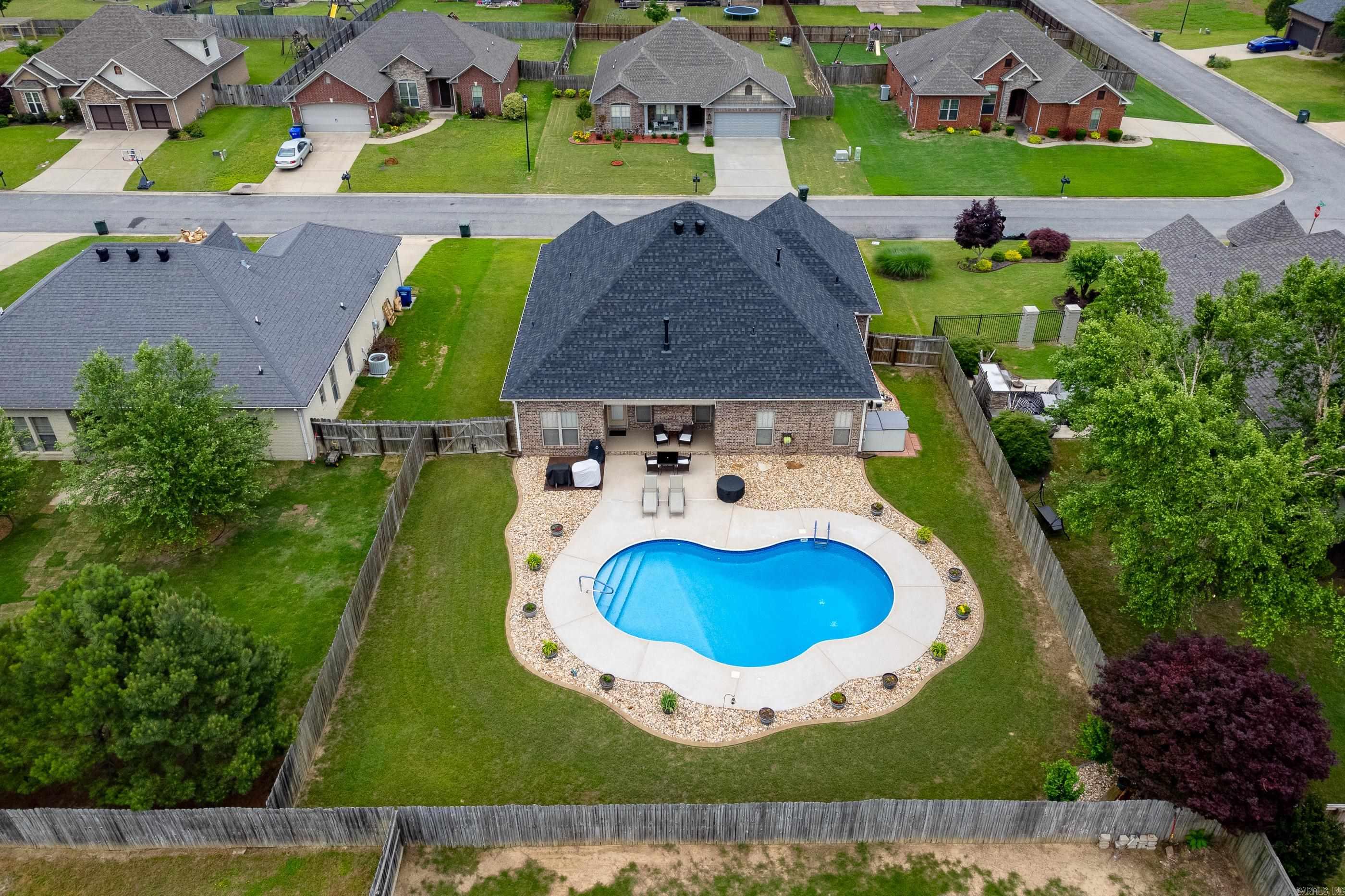 CHAPEL CREEK - Residential