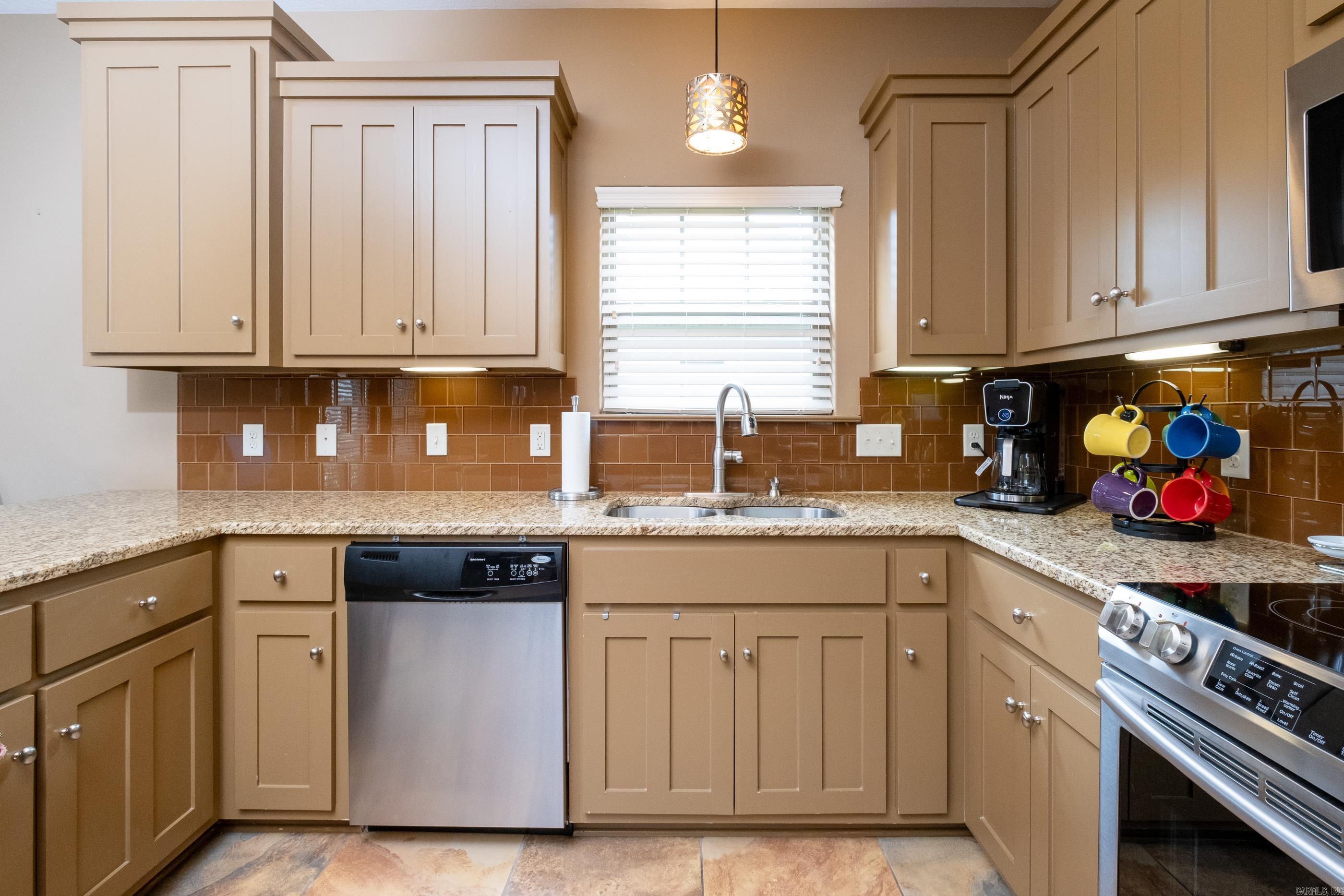 CHAPEL CREEK - Residential