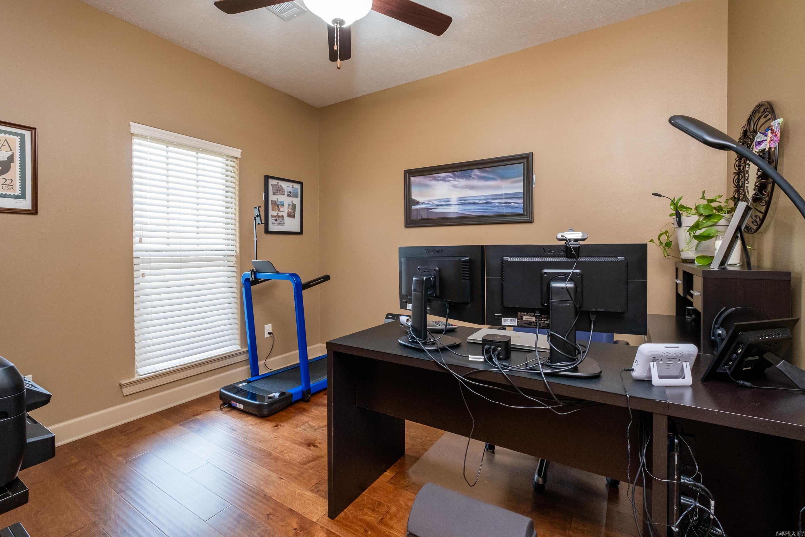 CHAPEL CREEK - Residential