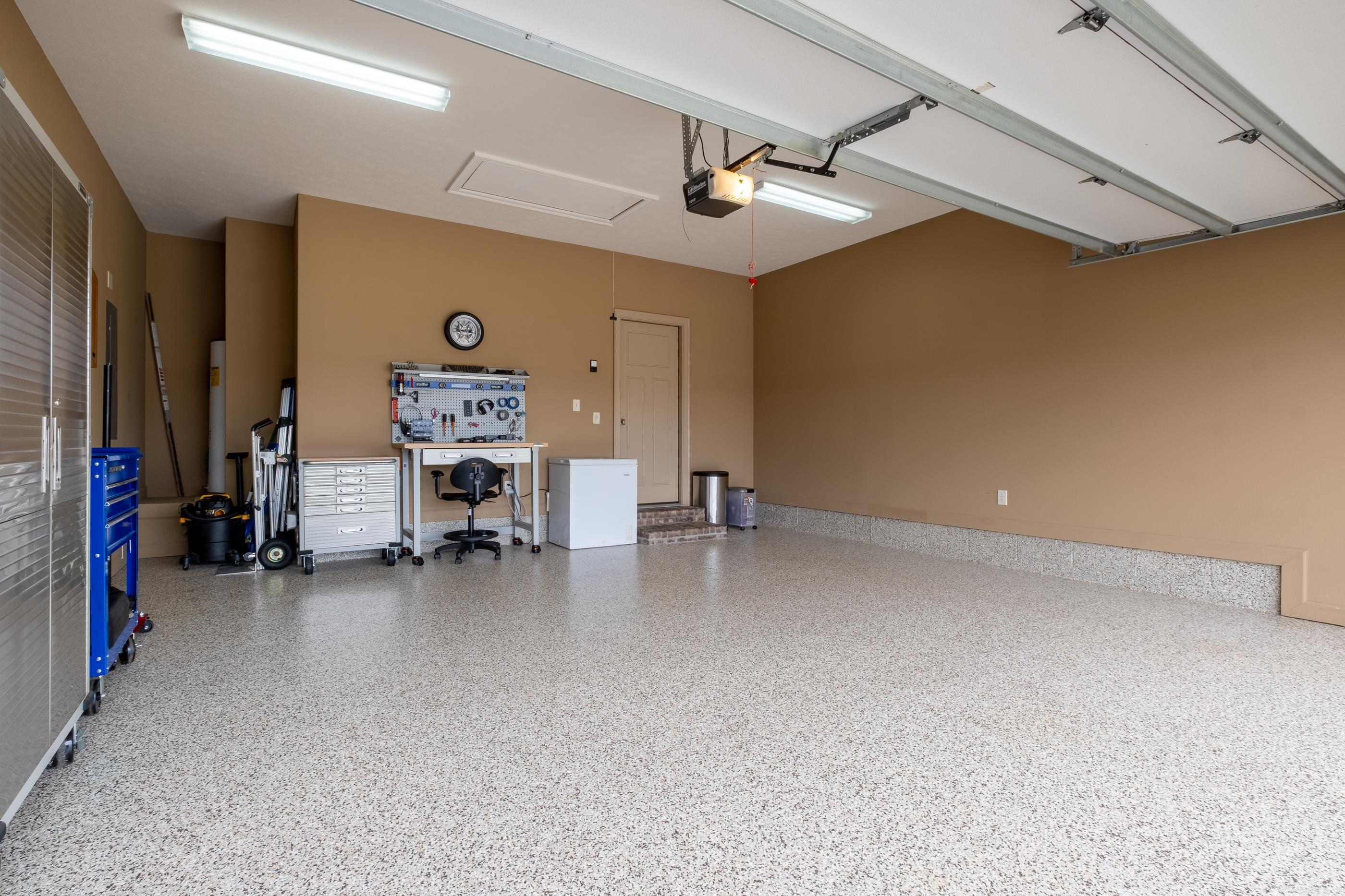 CHAPEL CREEK - Residential