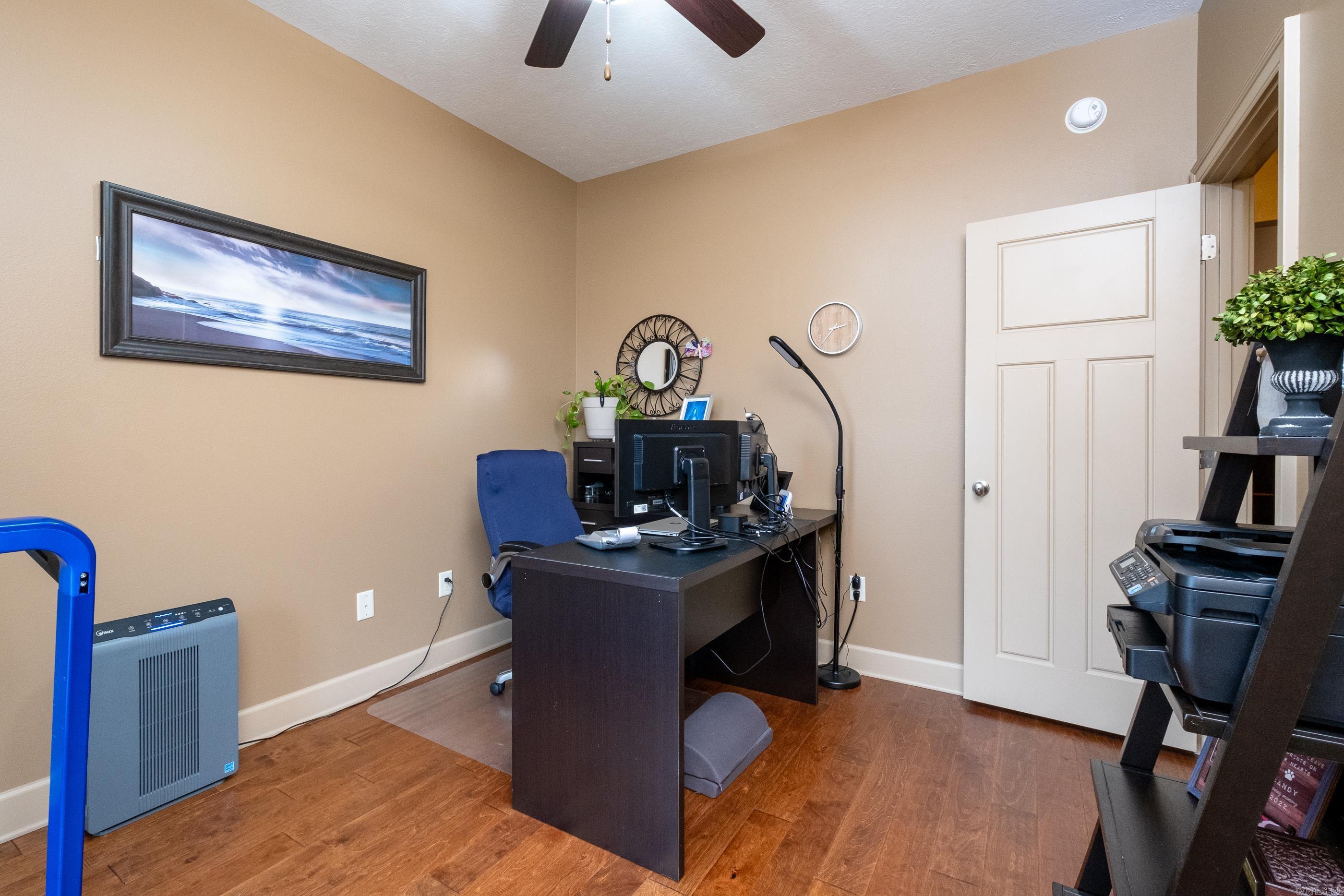 CHAPEL CREEK - Residential