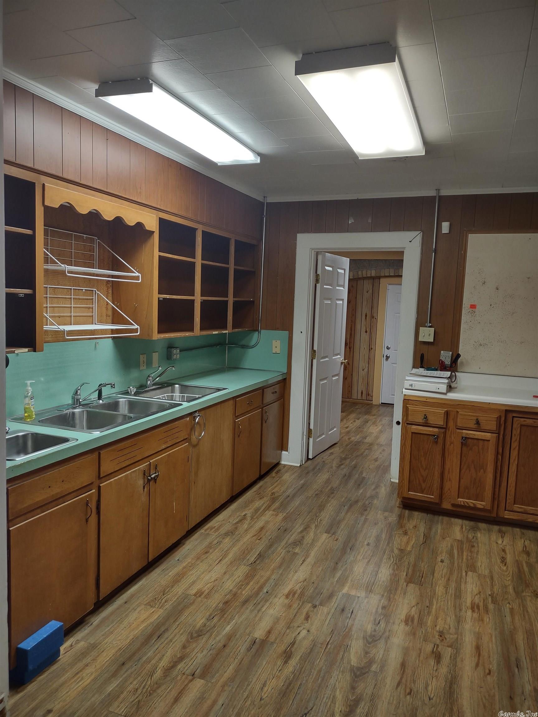 West Haven - Commercial Sale