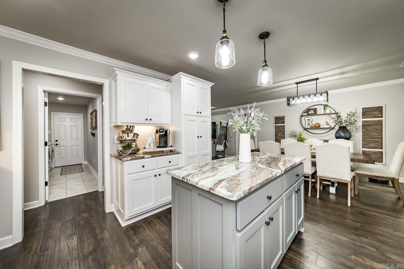 HERITAGE MEADOWS - Residential