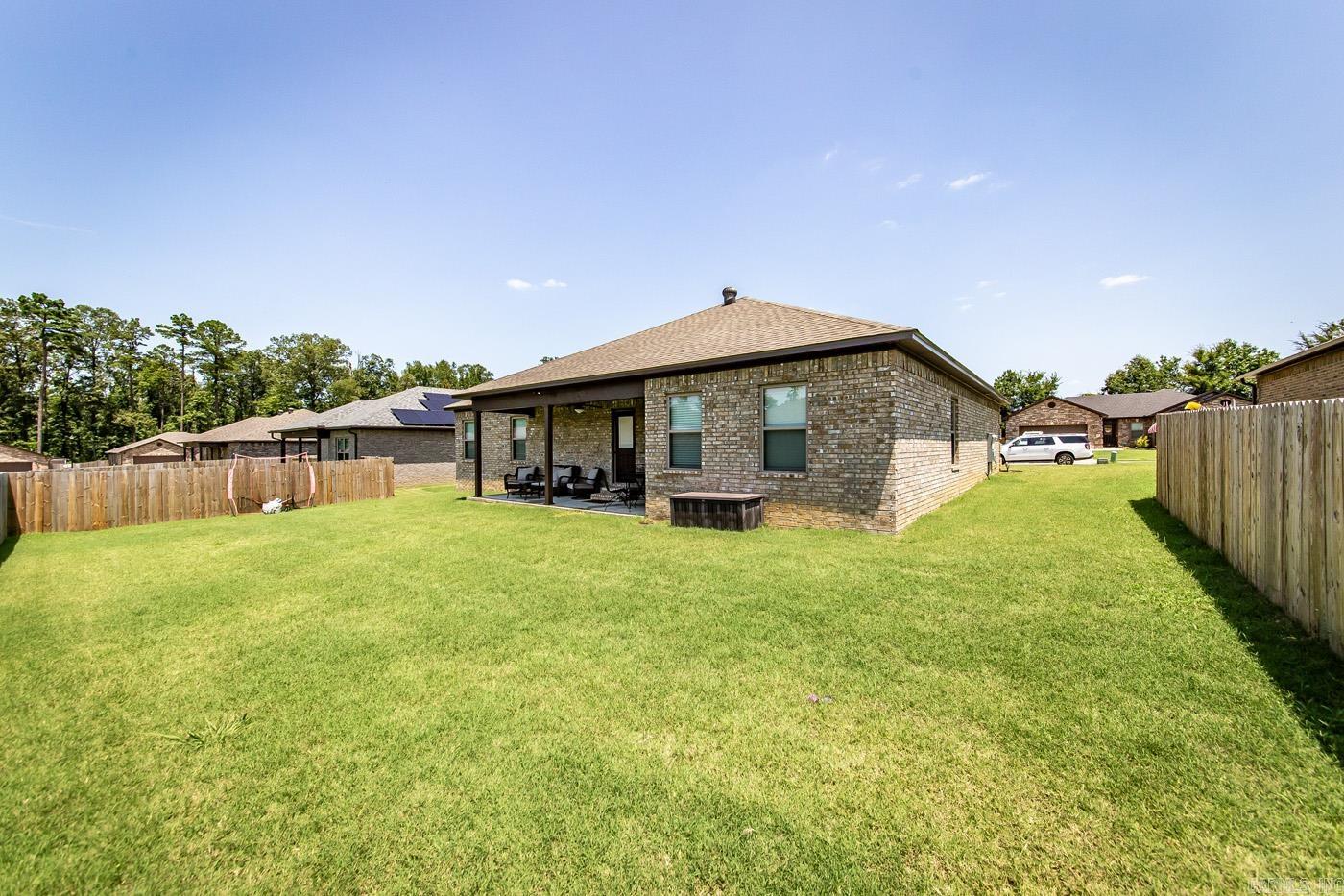 HERITAGE MEADOWS - Residential