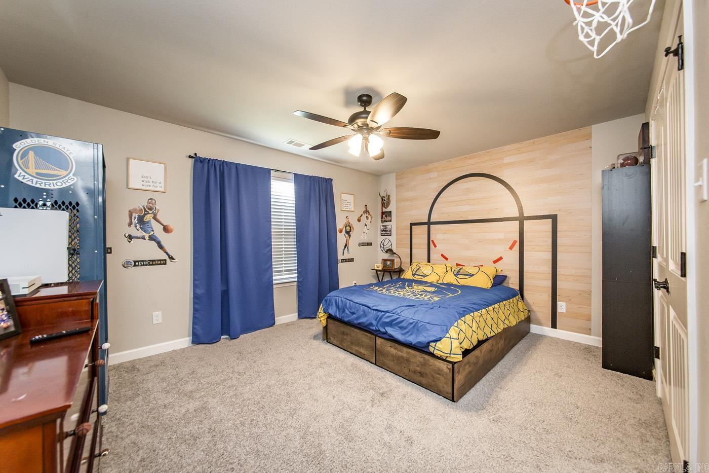 HERITAGE MEADOWS - Residential