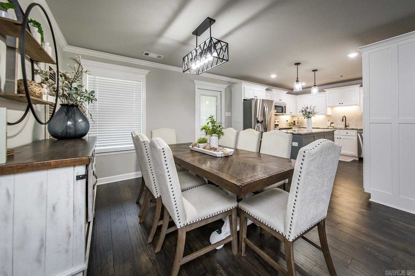 HERITAGE MEADOWS - Residential